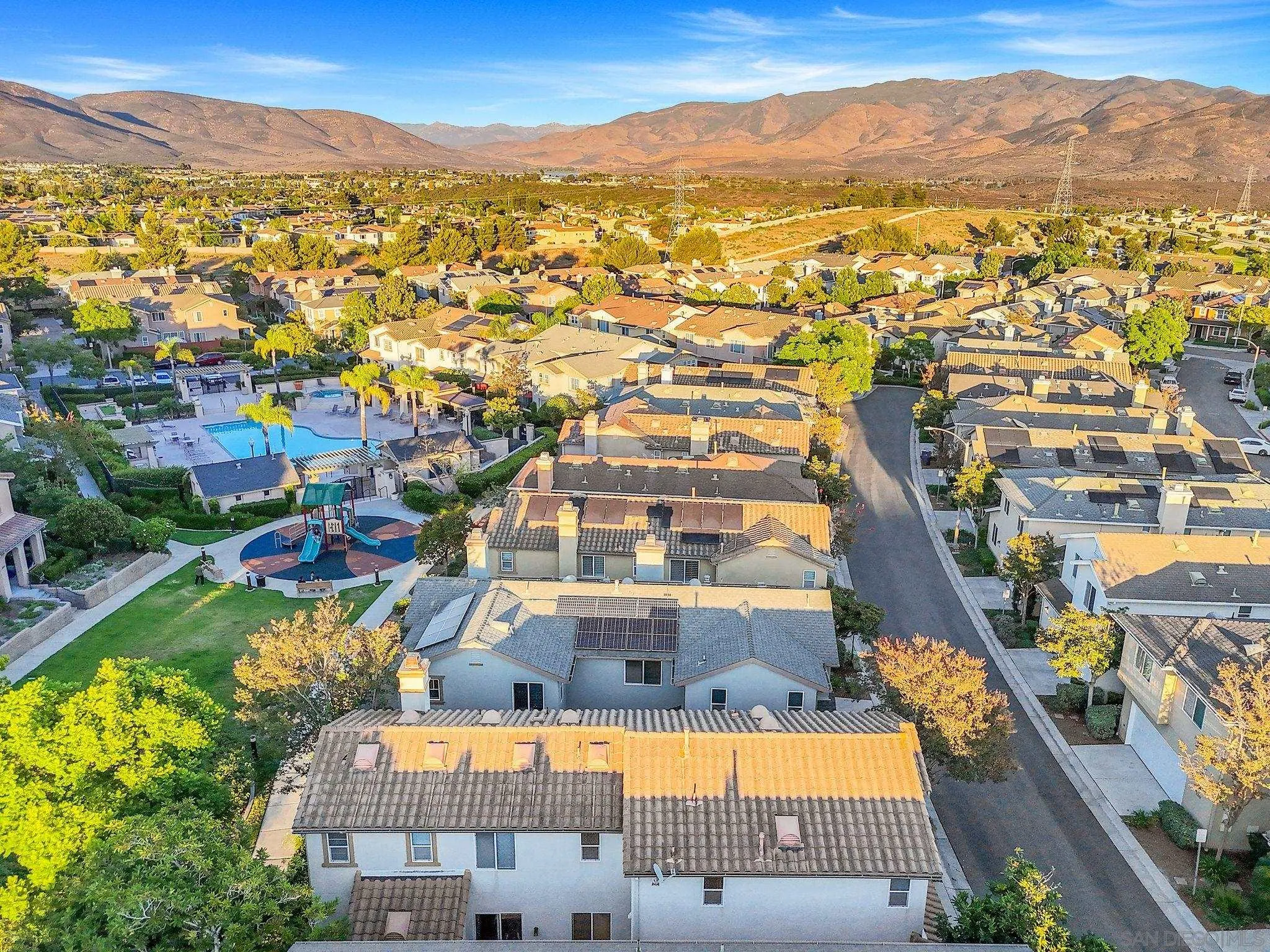 https://cdn.realtyfeed.com/cdn/127/250038560/a7847c279cae4c2318cf0036f14a2b66.webp