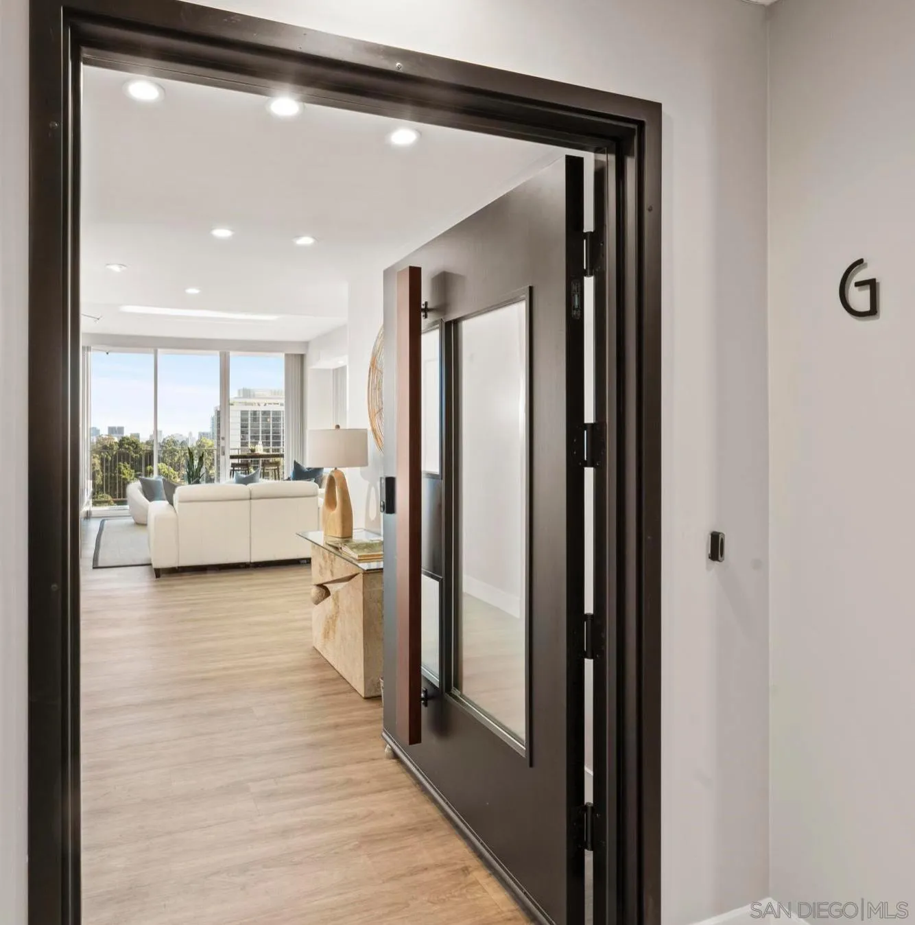 https://cdn.realtyfeed.com/cdn/127/250038561/0a89afdd5007e4eca4eb02dd0c95de8b.webp