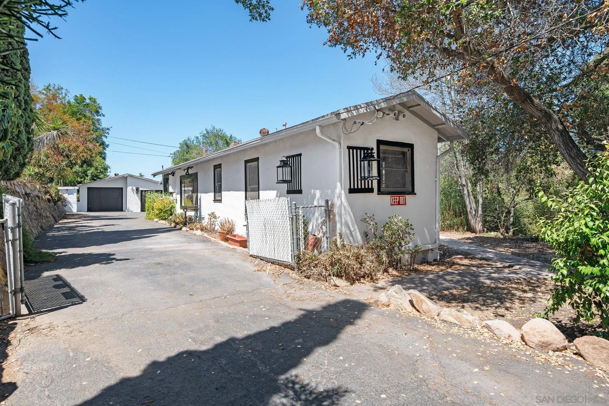 https://cdn.realtyfeed.com/cdn/127/250038567/16b761b12e5111cd070a9c1cc8a07ee0.webp