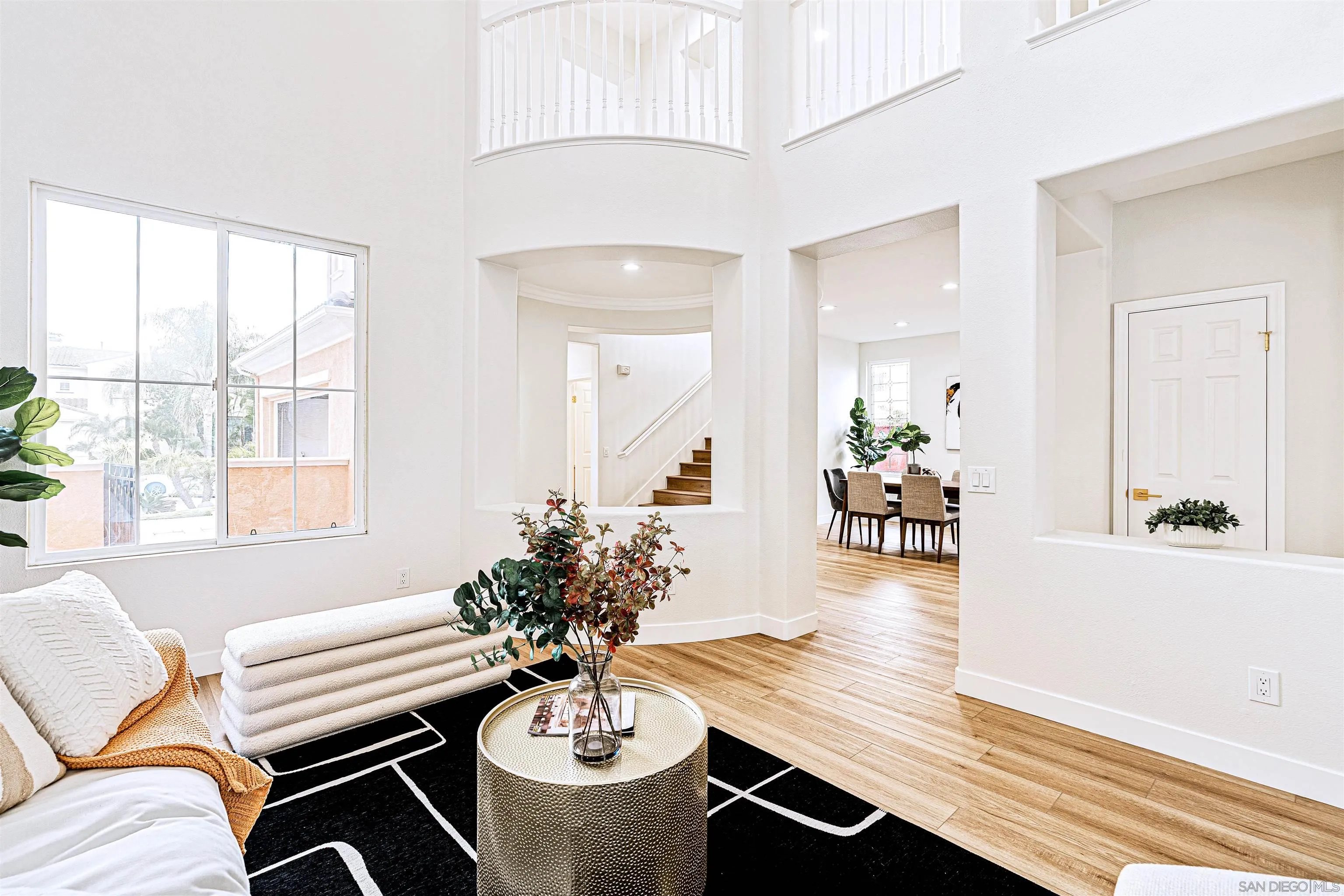 https://cdn.realtyfeed.com/cdn/127/250038572/3ac1104a6ba5ef8d178b788a5421bc6a.webp