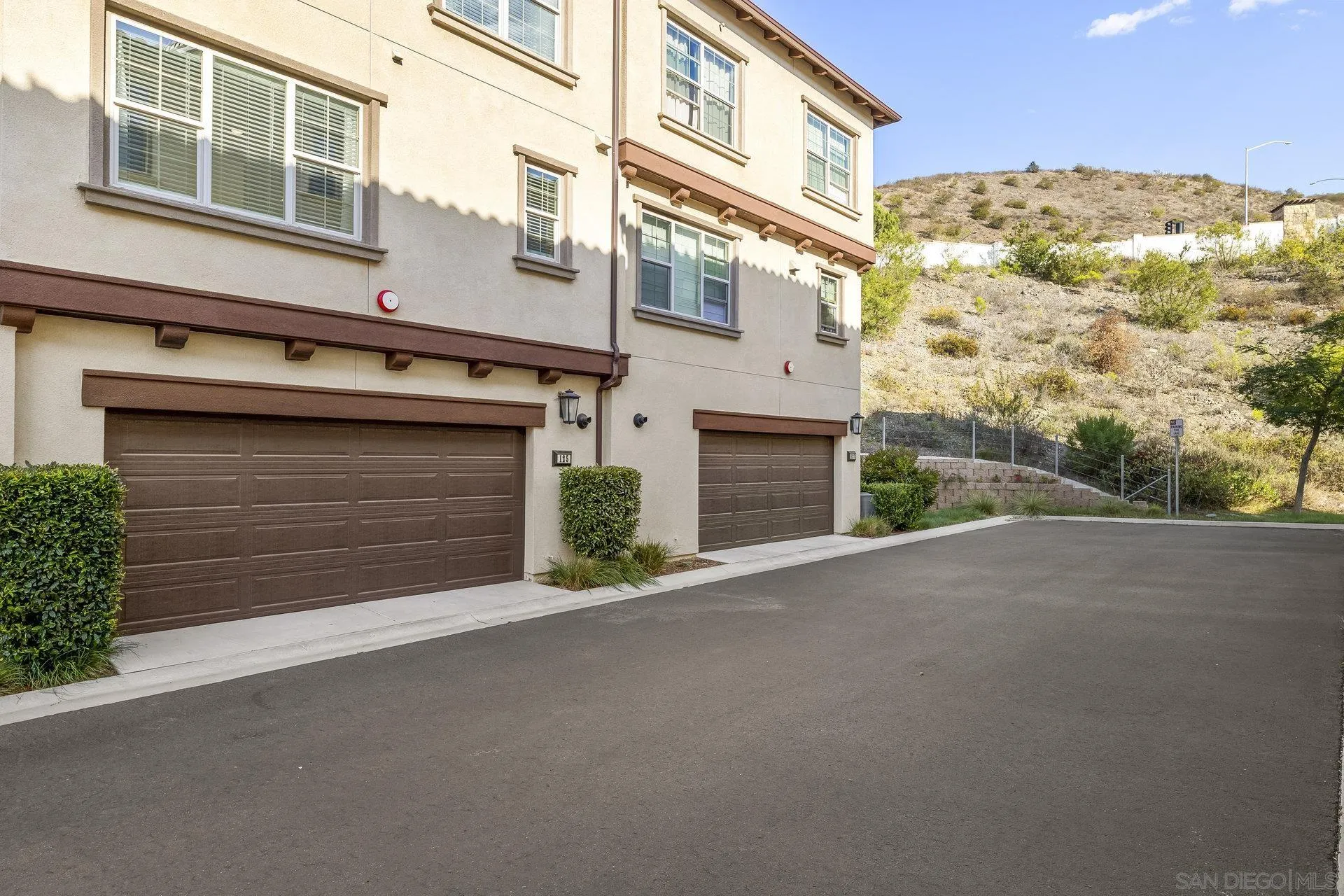 https://cdn.realtyfeed.com/cdn/127/250038574/c5f10f39dea2c650a9d7e925584f51c1.webp