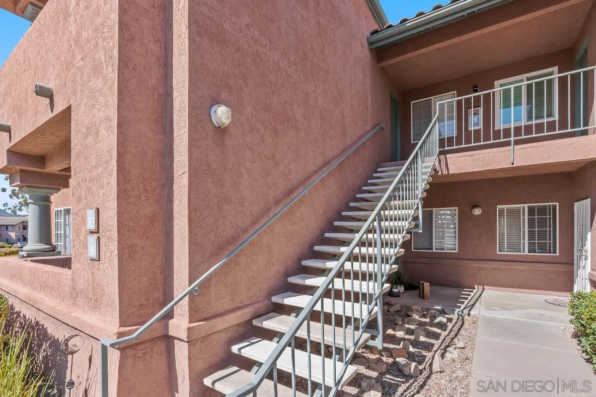 https://cdn.realtyfeed.com/cdn/127/250038579/56b0e0d2ce8ff0d7abd3fa7c4b467726.webp