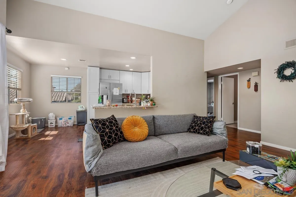 https://cdn.realtyfeed.com/cdn/127/250038579/797033b9b84c60a872c5b084ef3f914a.webp