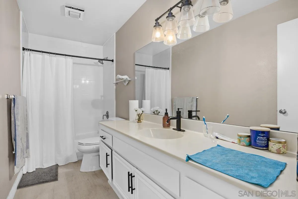 https://cdn.realtyfeed.com/cdn/127/250038579/a2e0355f7a38d3fbdf43e529c45b5ef8.webp