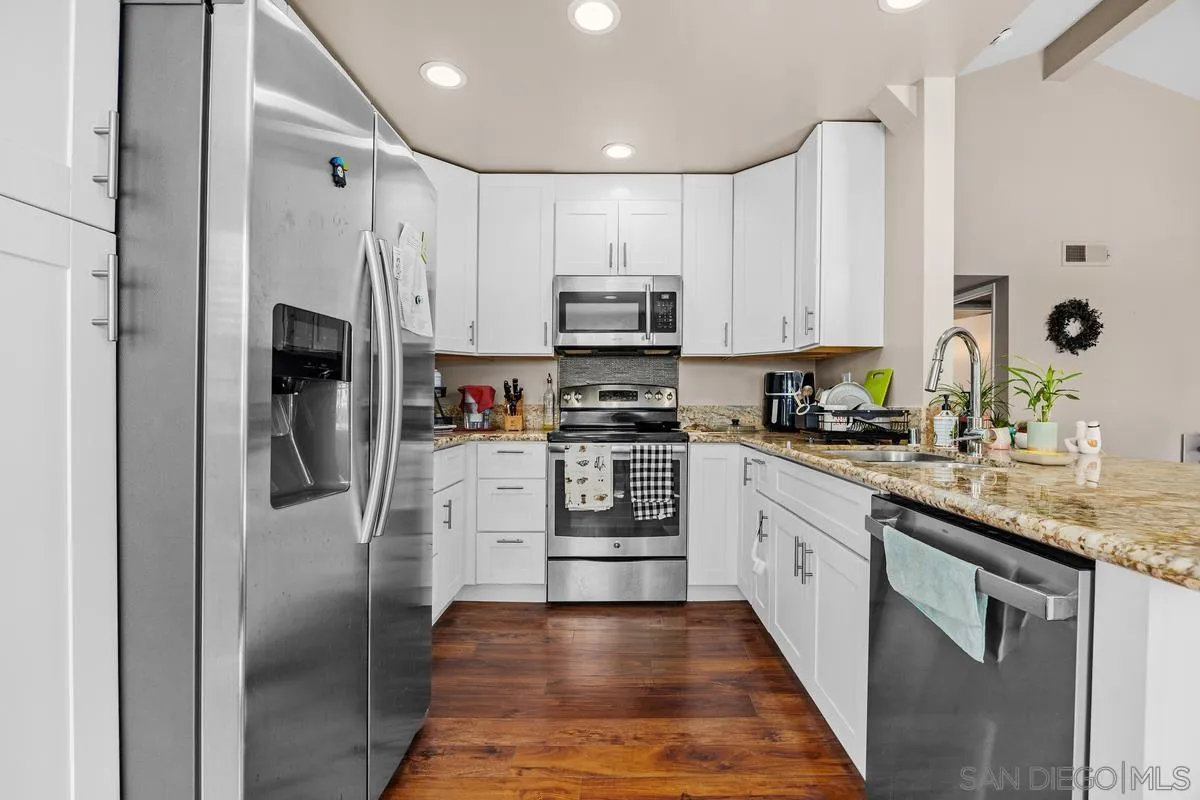 https://cdn.realtyfeed.com/cdn/127/250038579/bfd5845c6ced9eebf8a8d56d96a65e96.webp
