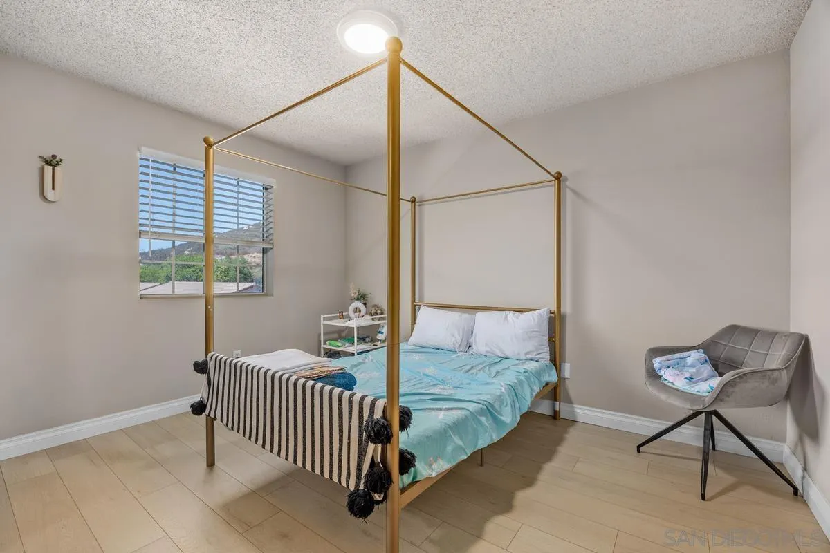 https://cdn.realtyfeed.com/cdn/127/250038579/e1c21ba63f7e81c4912dd0464b06fd5c.webp