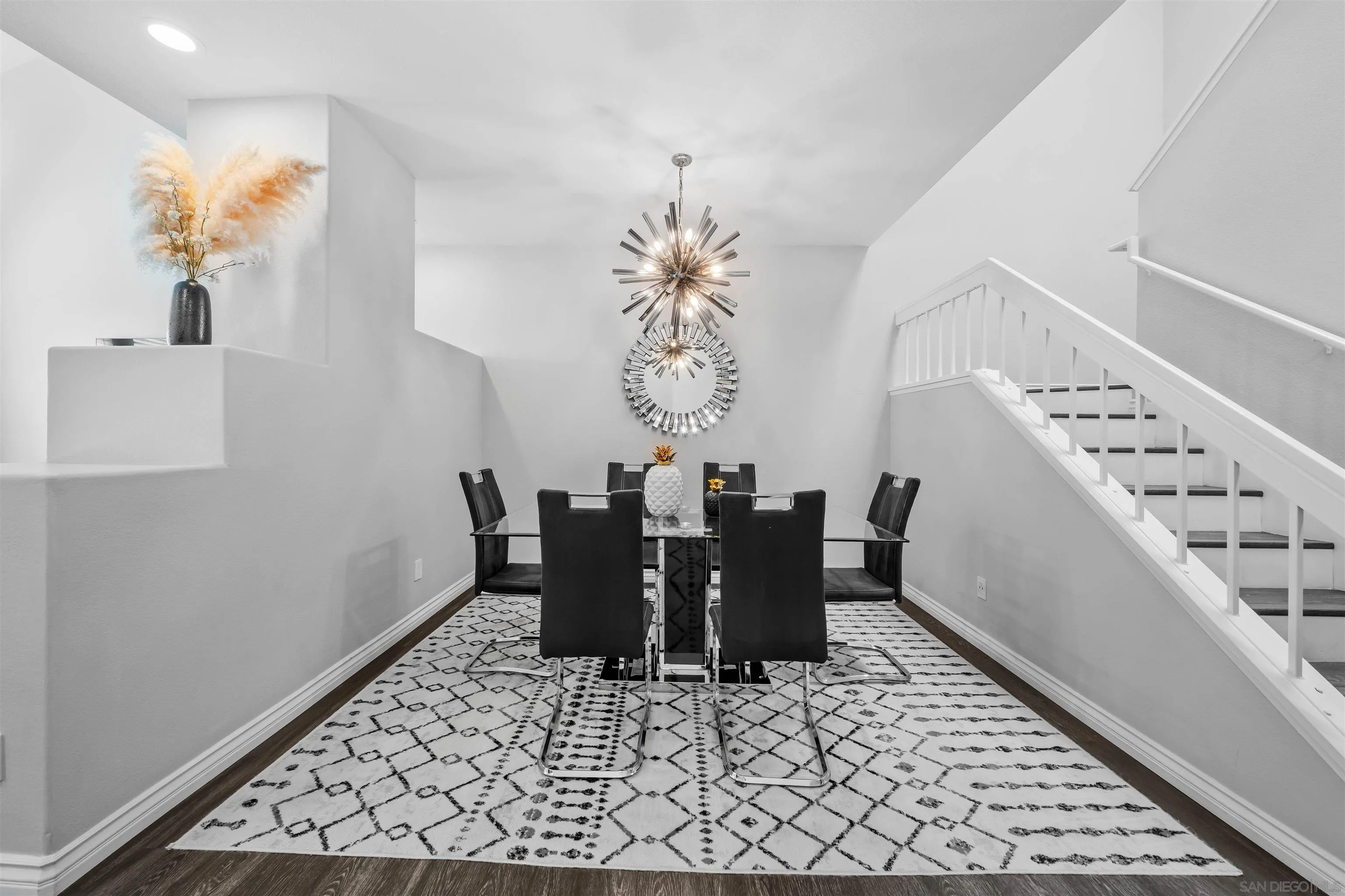 https://cdn.realtyfeed.com/cdn/127/250038587/992d3bf12baaaa3e9ec7154a2656589c.webp