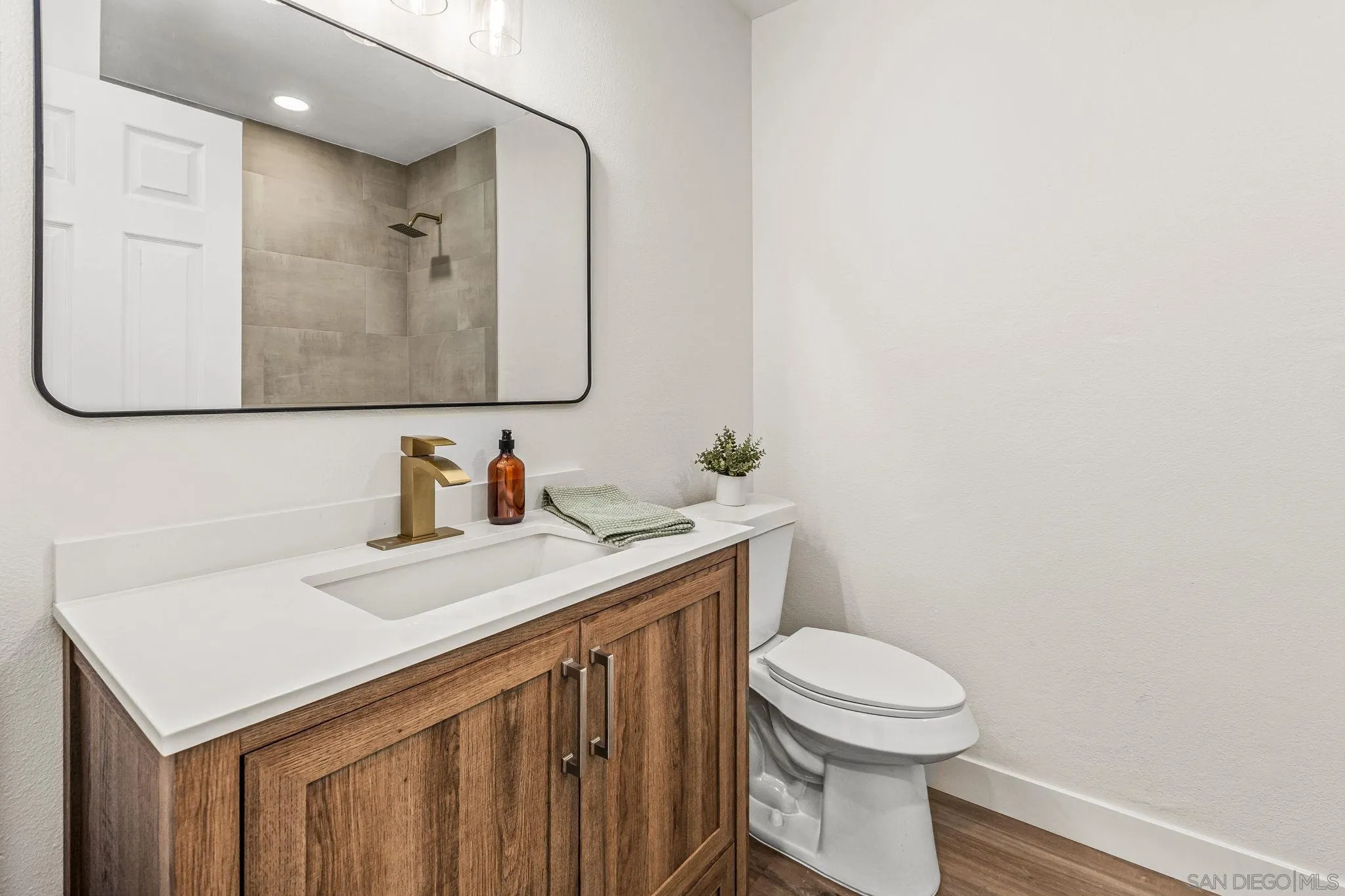 https://cdn.realtyfeed.com/cdn/127/250038588/22d29c66bf6fb4c74edab7eebc904140.webp