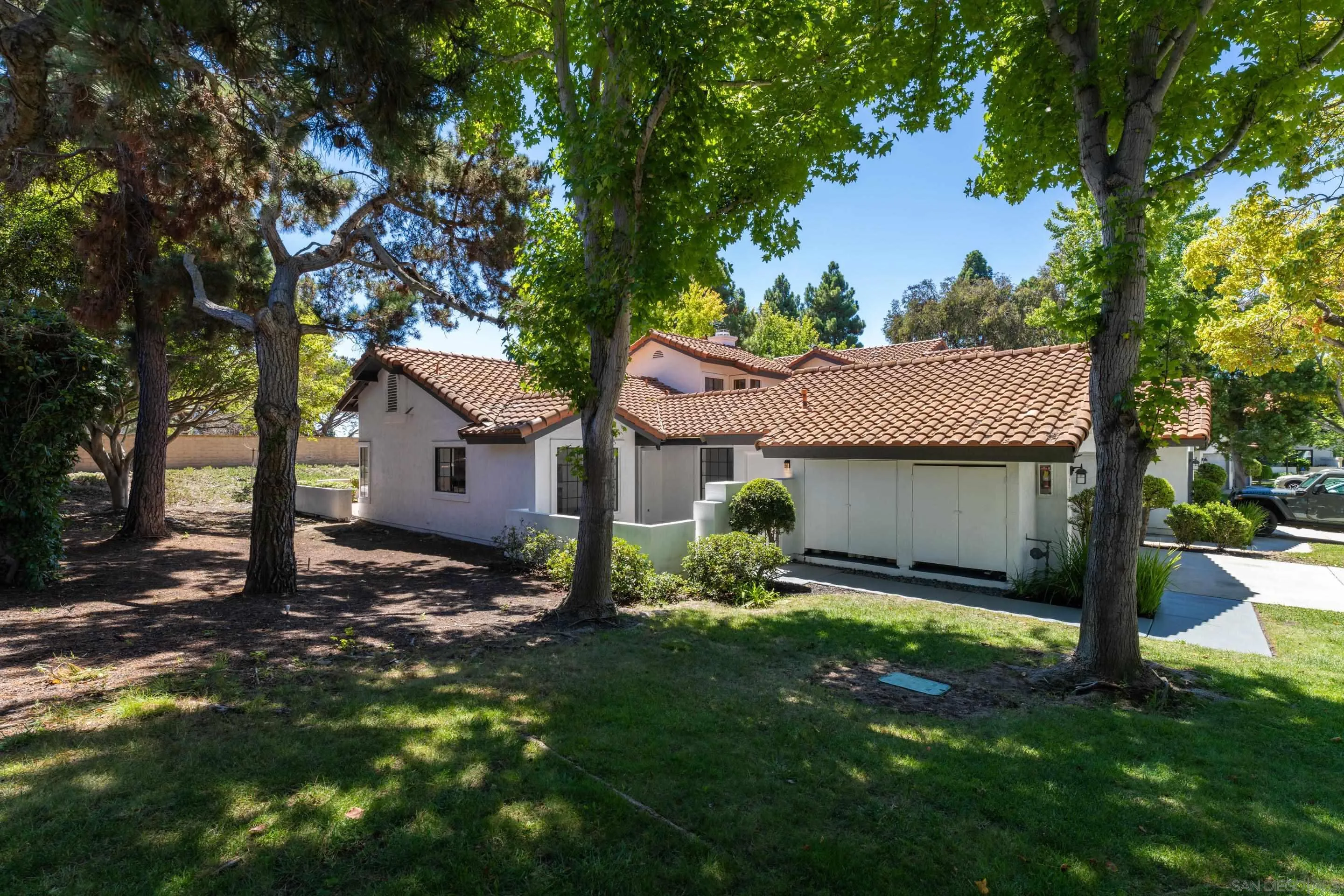 https://cdn.realtyfeed.com/cdn/127/250038594/b9a0b8d0363fbc7b0e90f4520c5575af.webp