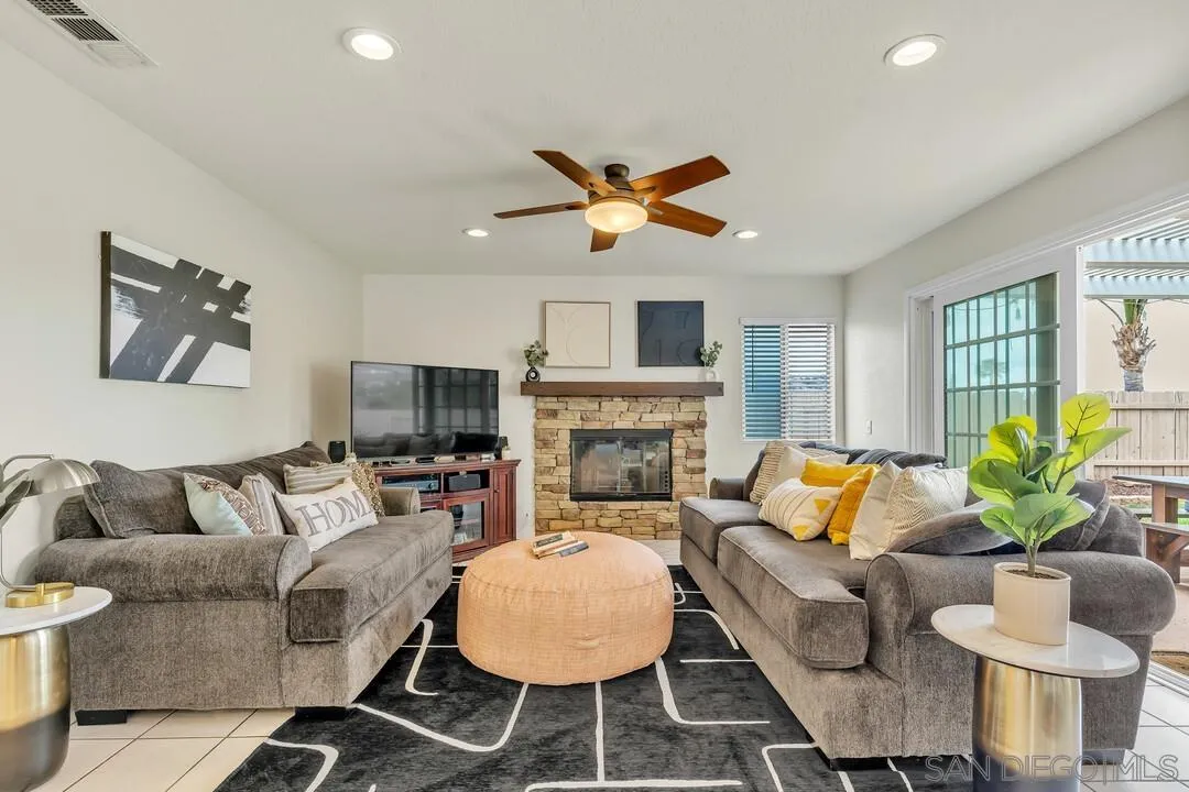 https://cdn.realtyfeed.com/cdn/127/250038595/32de647ce59df208891005d3c28765af.webp