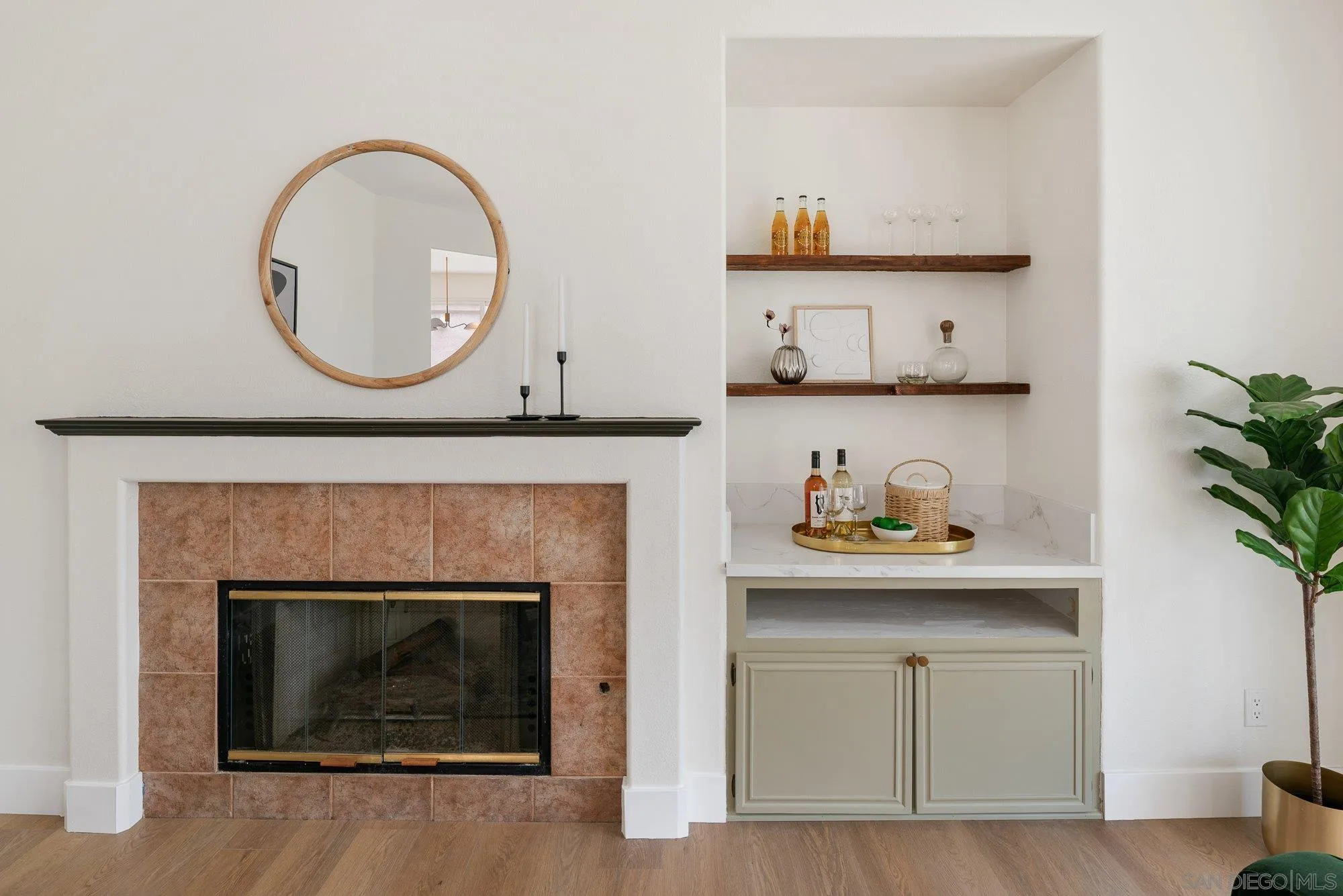 https://cdn.realtyfeed.com/cdn/127/250038596/3d2c82f3c18418d5ec0e6e8dca1240f4.webp