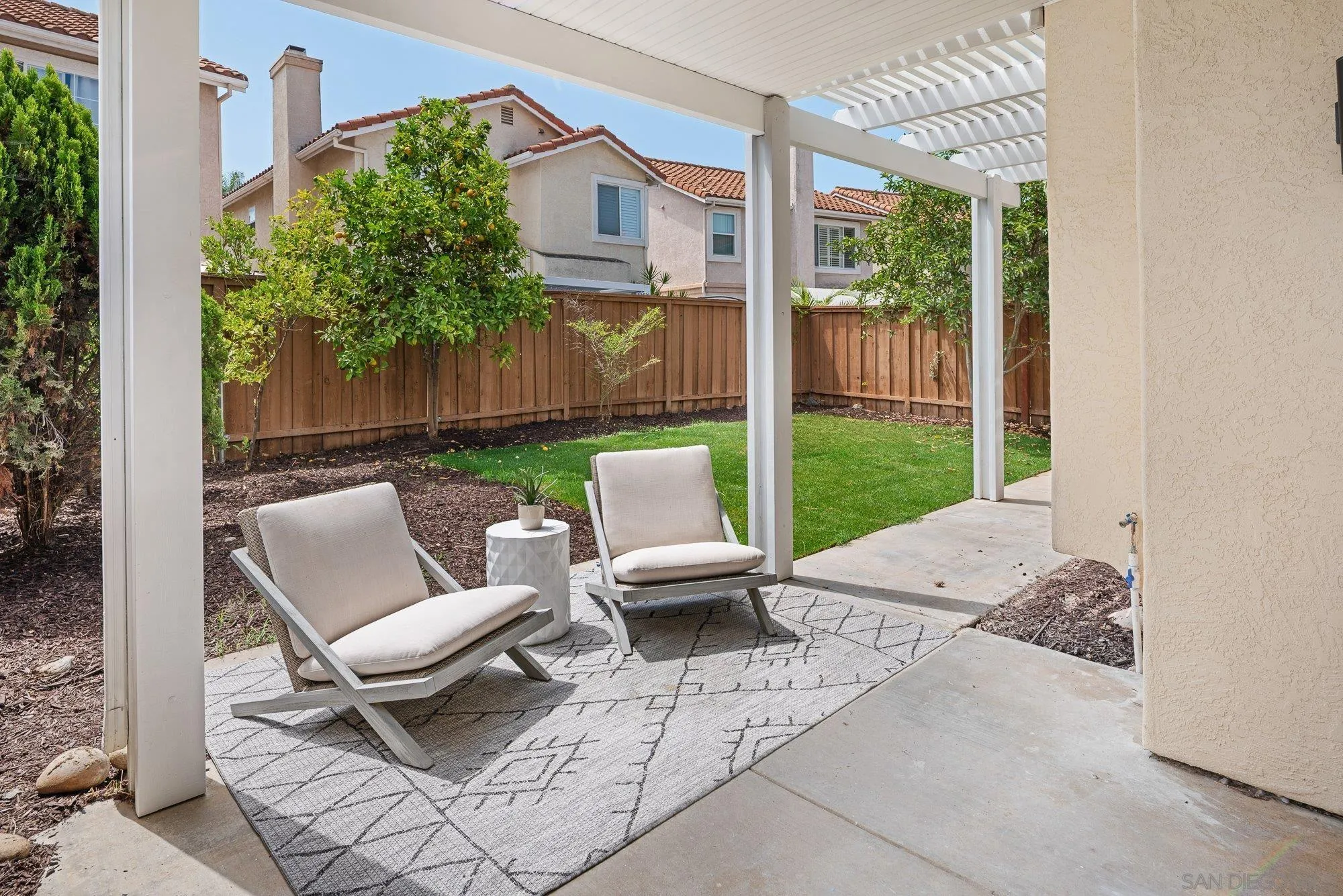 https://cdn.realtyfeed.com/cdn/127/250038596/5ecaf898ebabf1f19d075c3355bbc428.webp