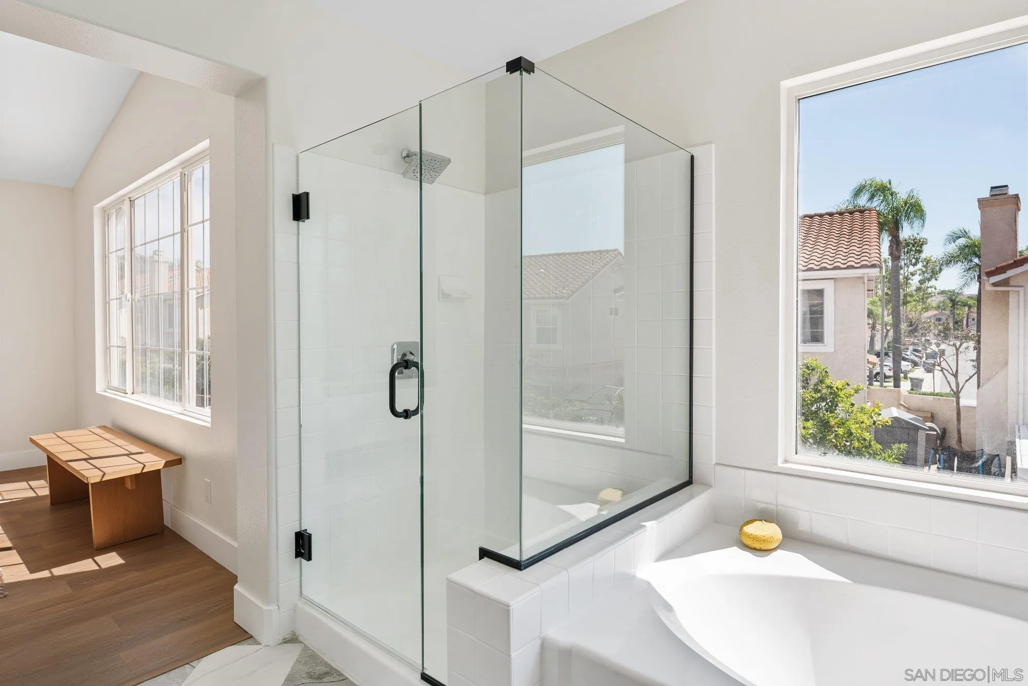 https://cdn.realtyfeed.com/cdn/127/250038596/b82f4f8552de090f169ef65e23e8ada8.webp