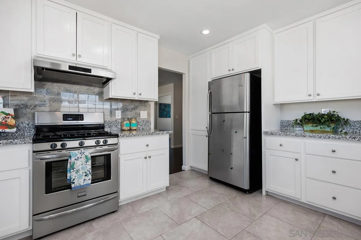 https://cdn.realtyfeed.com/cdn/127/250038601/32bf510f8d2d046ef3cc1ca46adaa8ab.webp