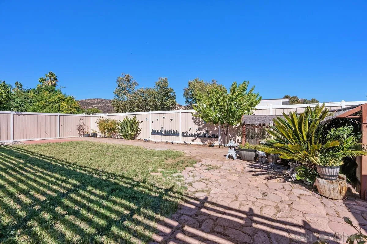https://cdn.realtyfeed.com/cdn/127/250038601/ae4cf81d2db107a01ba35d0e603030fd.webp