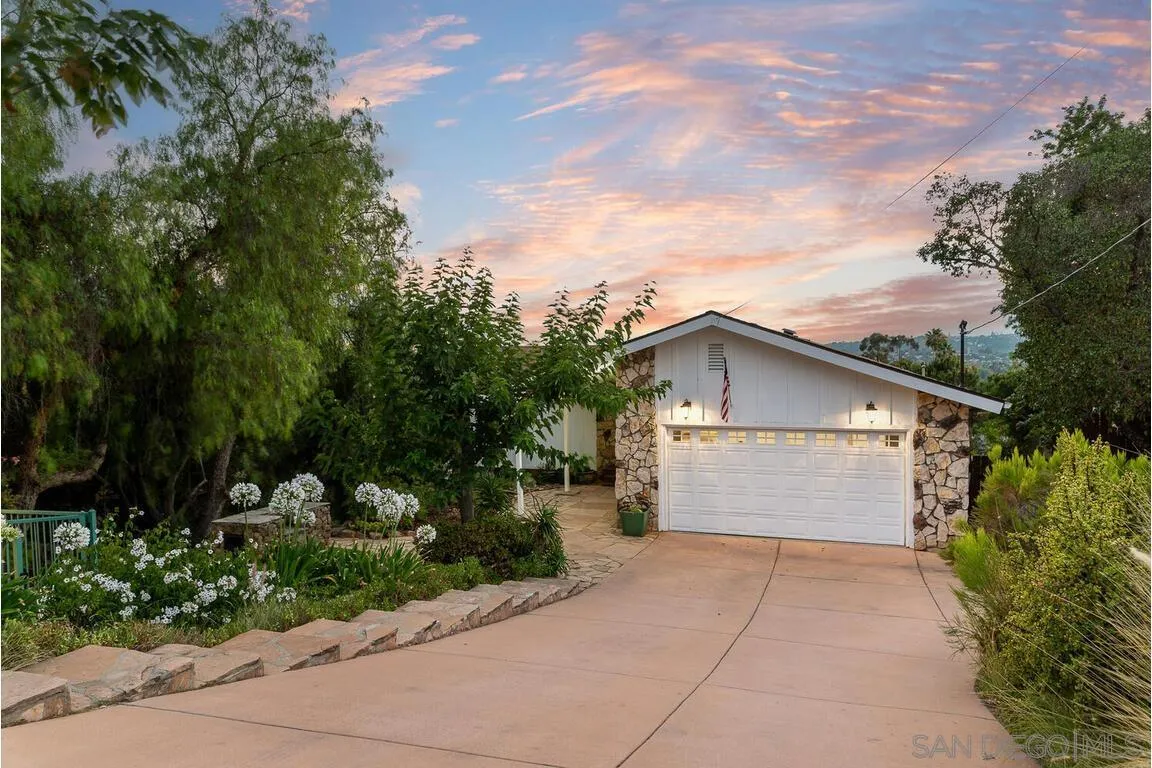 https://cdn.realtyfeed.com/cdn/127/250038602/07045ba39eb7b4018f0690d5e7c277b3.webp