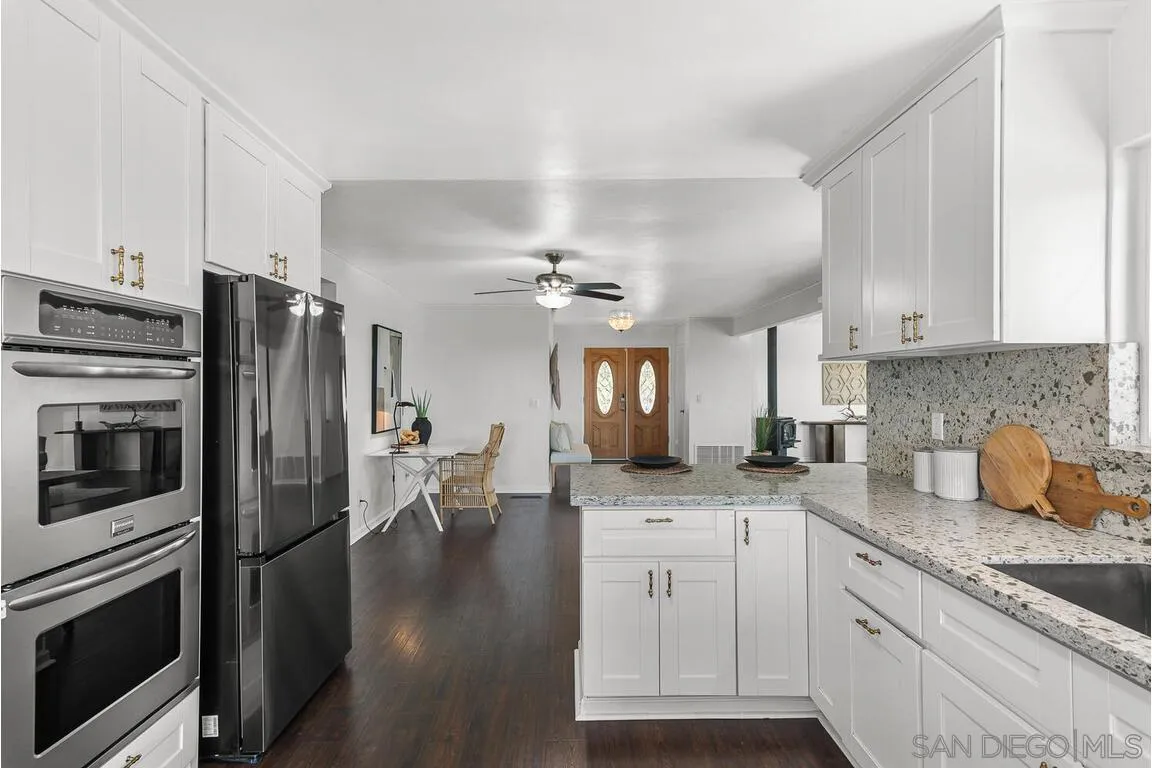 https://cdn.realtyfeed.com/cdn/127/250038602/14ab96869c64c411023d0bdf40b10f8f.webp