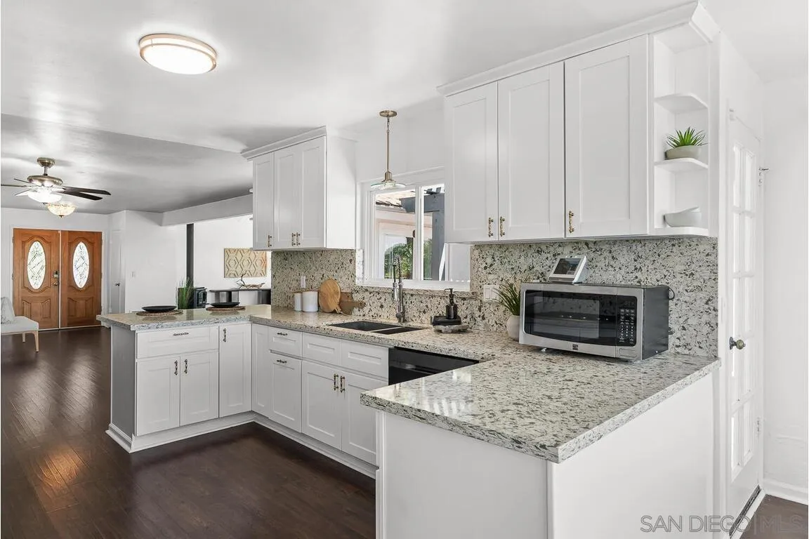 https://cdn.realtyfeed.com/cdn/127/250038602/8e739a950e33e5119792ebdc790e0991.webp