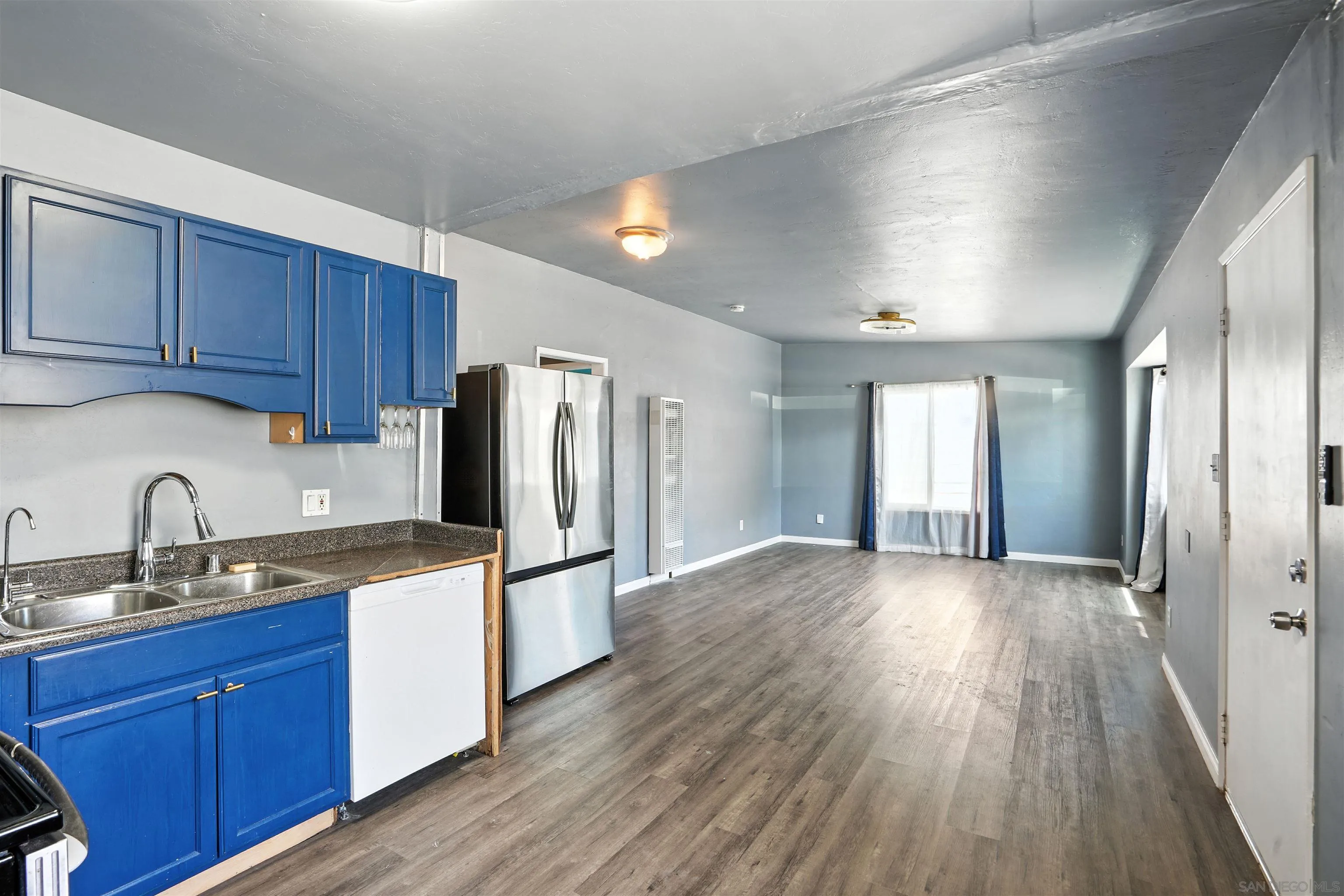 https://cdn.realtyfeed.com/cdn/127/250038603/1a883c87c387852cdbb23bb9d0d430d5.webp