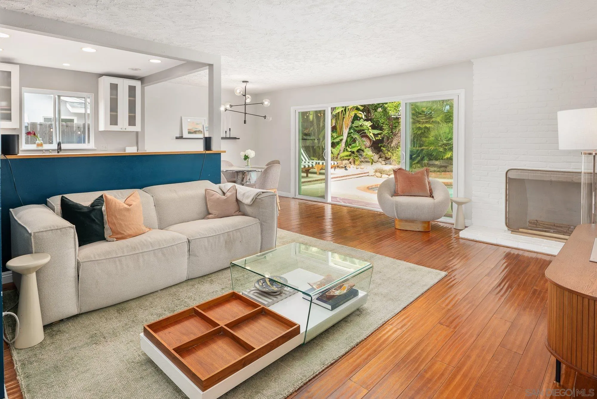 https://cdn.realtyfeed.com/cdn/127/250038604/8d09aefc4da36d577d3a3b6d0693673c.webp
