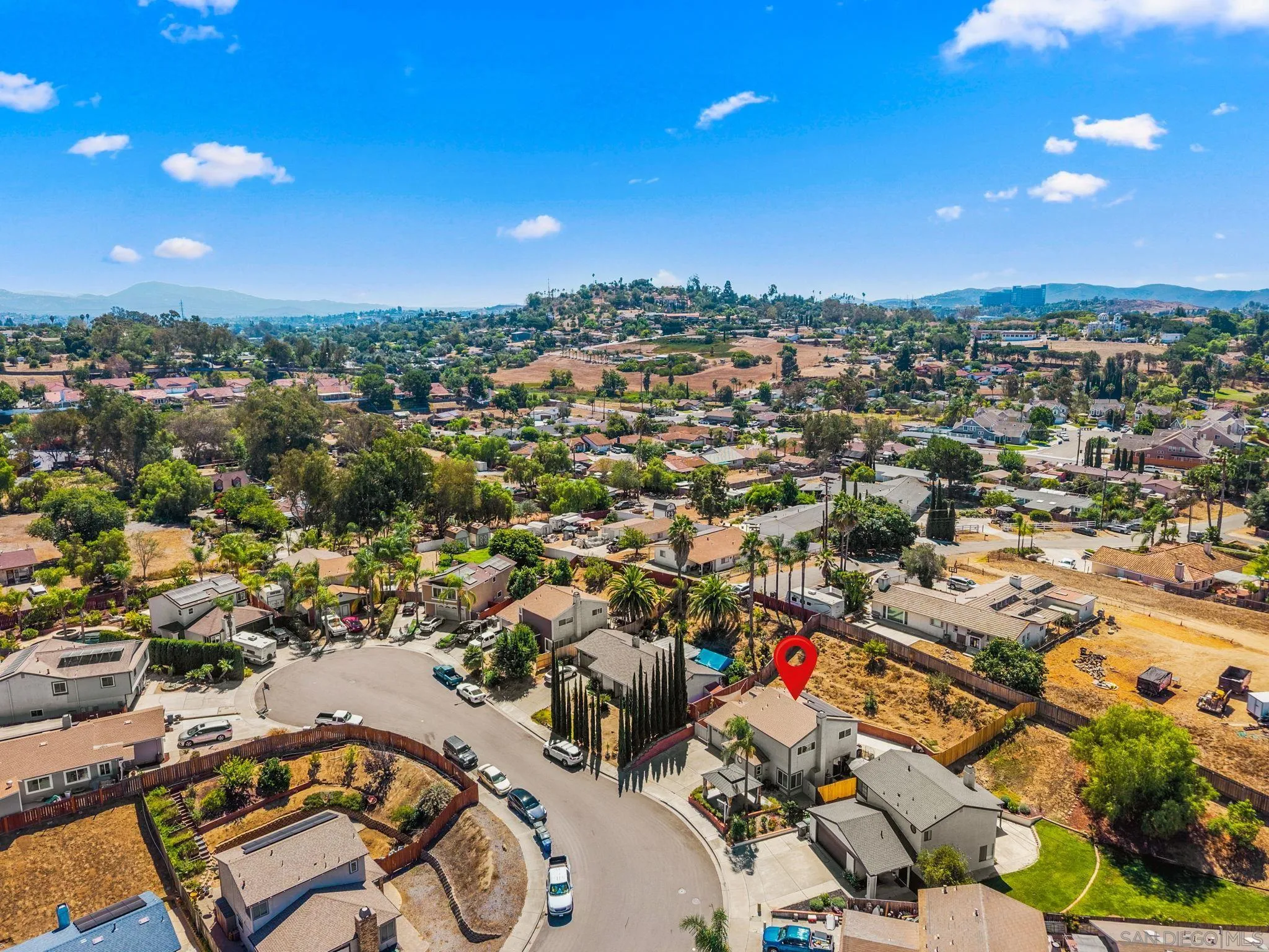 https://cdn.realtyfeed.com/cdn/127/250038606/dae08c0cf6e1518f69c15c5871d7d327.webp