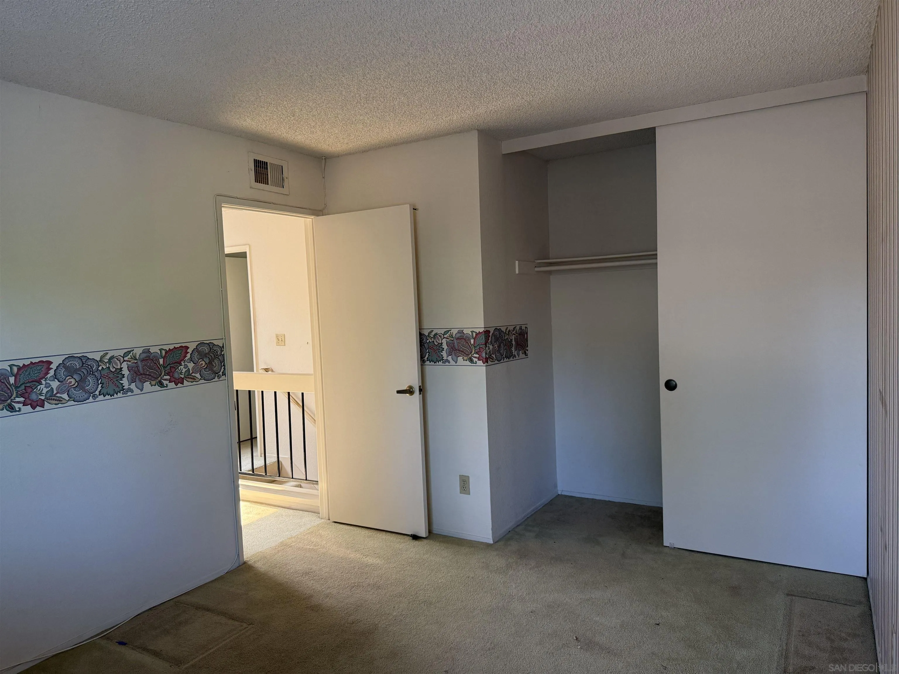 Photo #27: 250038607 Listing: Photo #27