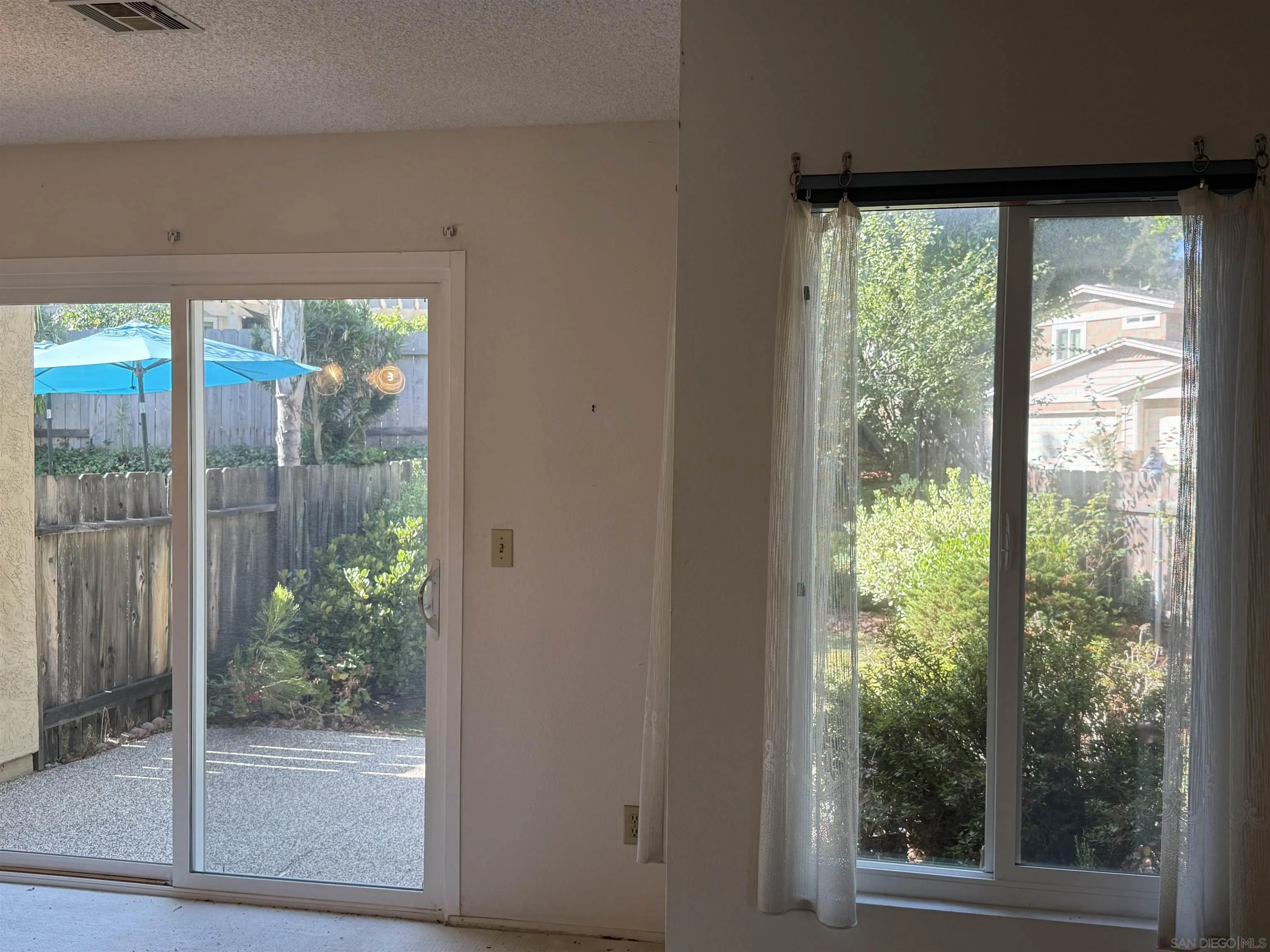 Photo #4: 250038607 Listing 