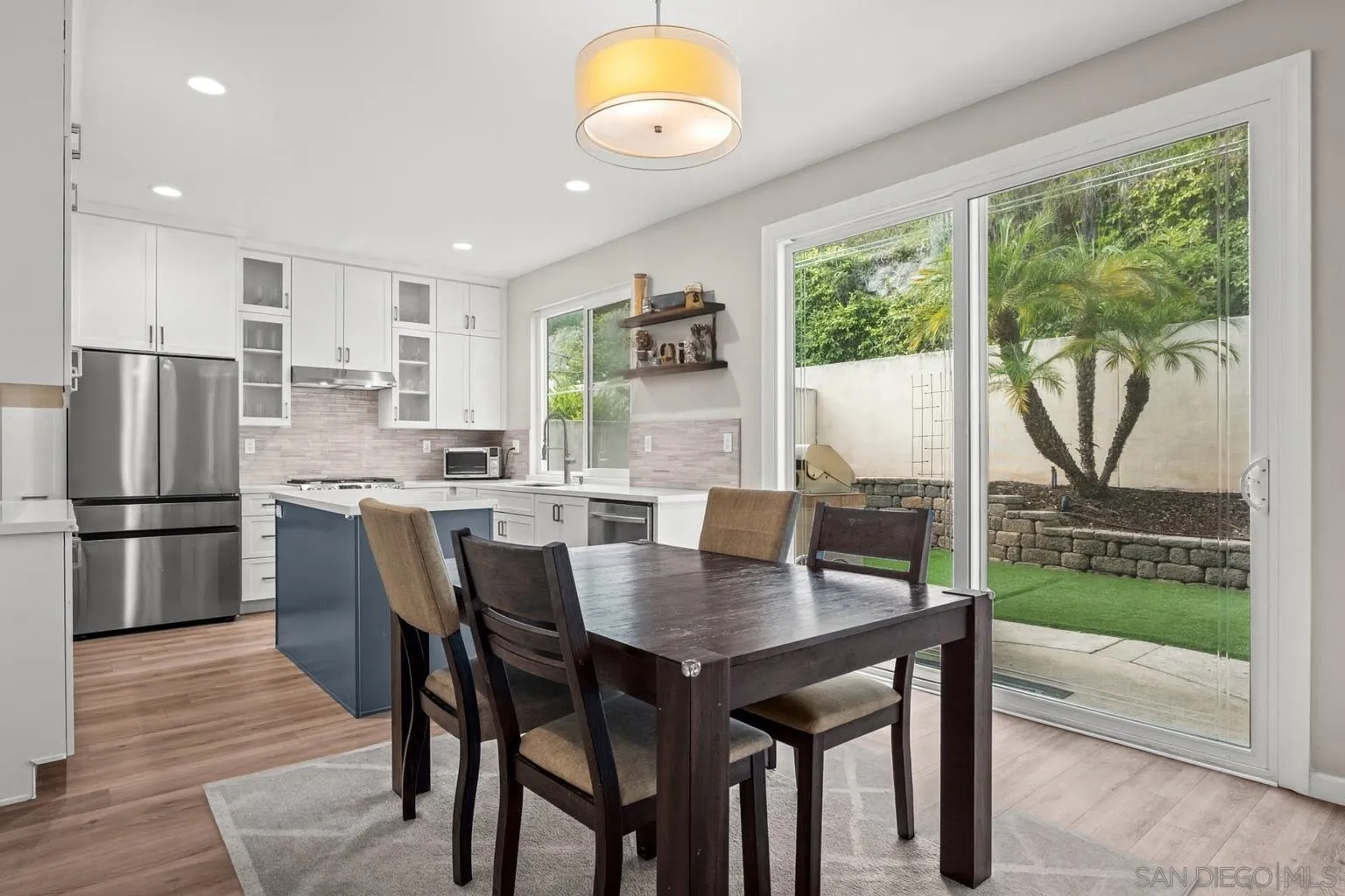 https://cdn.realtyfeed.com/cdn/127/250038608/c8d4274af3b8750efda1de3c35b2fc37.webp