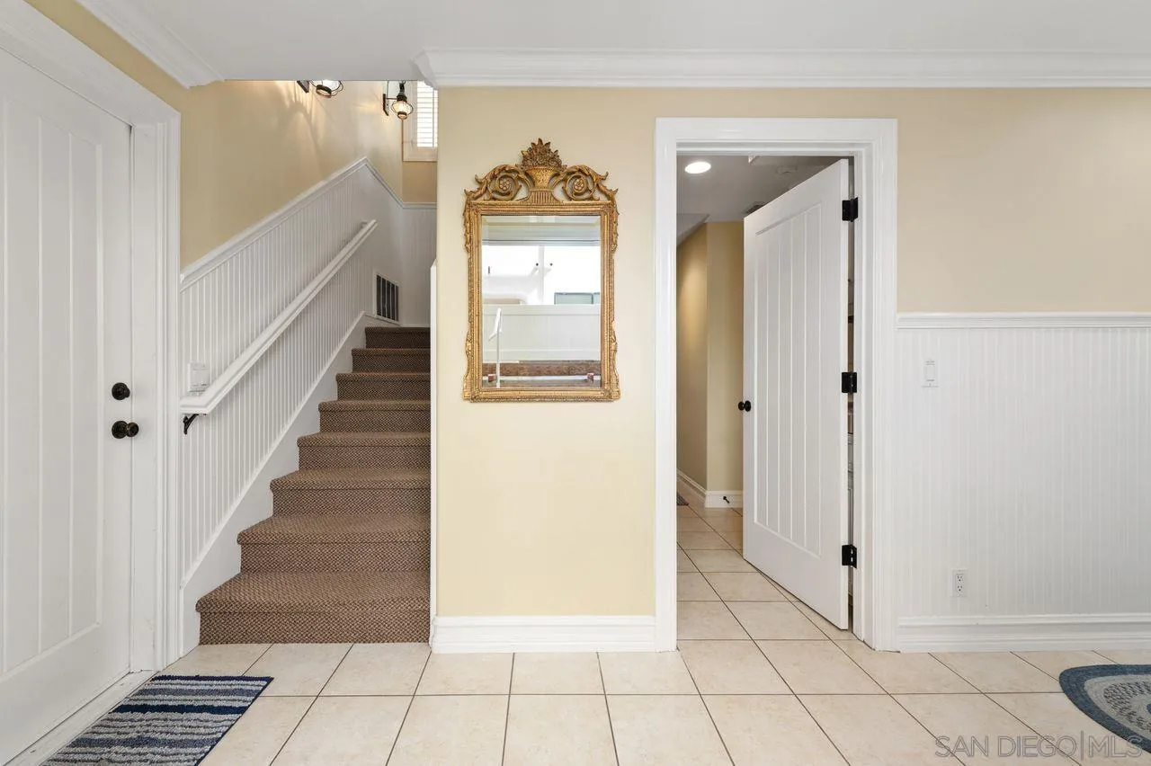 https://cdn.realtyfeed.com/cdn/127/250038609/6421d0acfb1a76fd6c98a78e181c6aad.webp