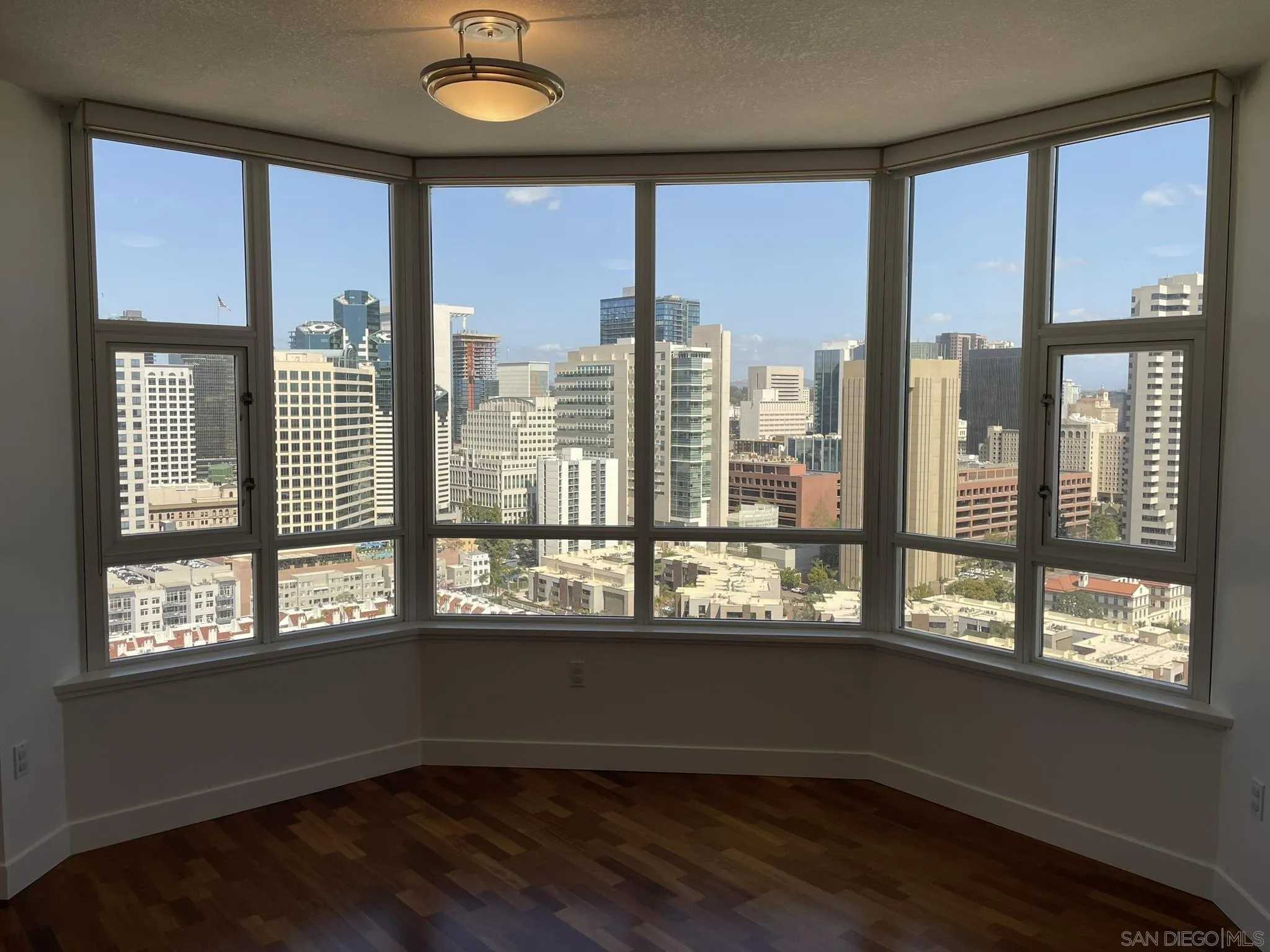 Photo #14: 250038613 Listing: Photo #14