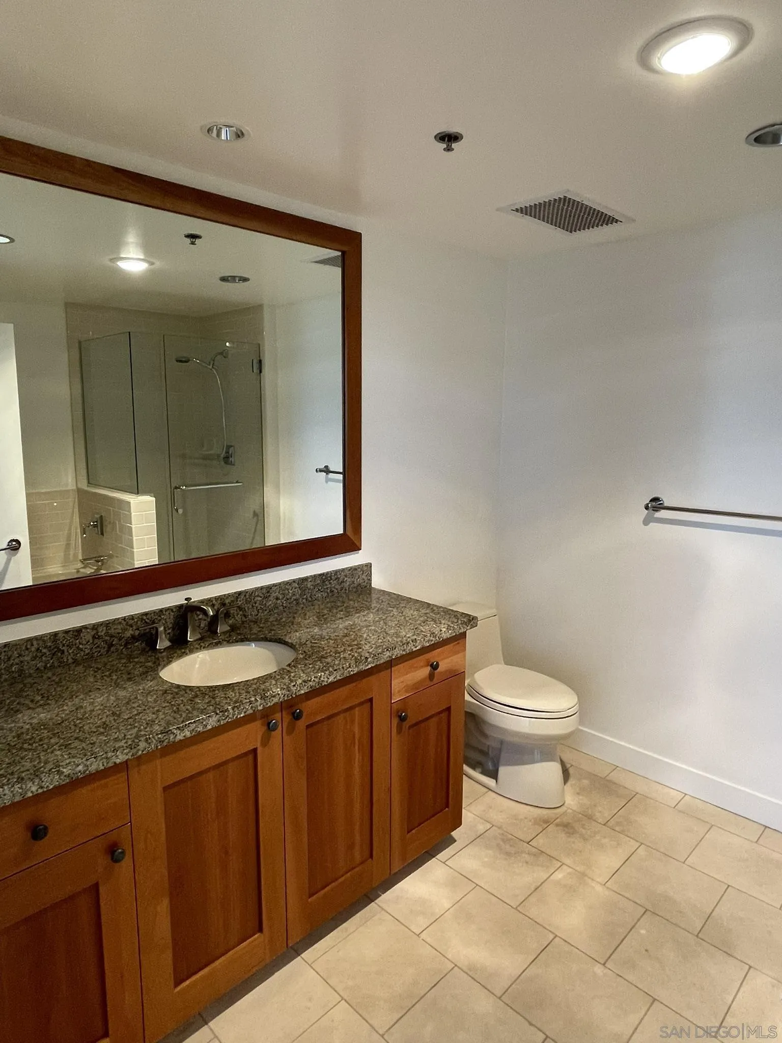 Photo #26: 250038613 Listing: Photo #26