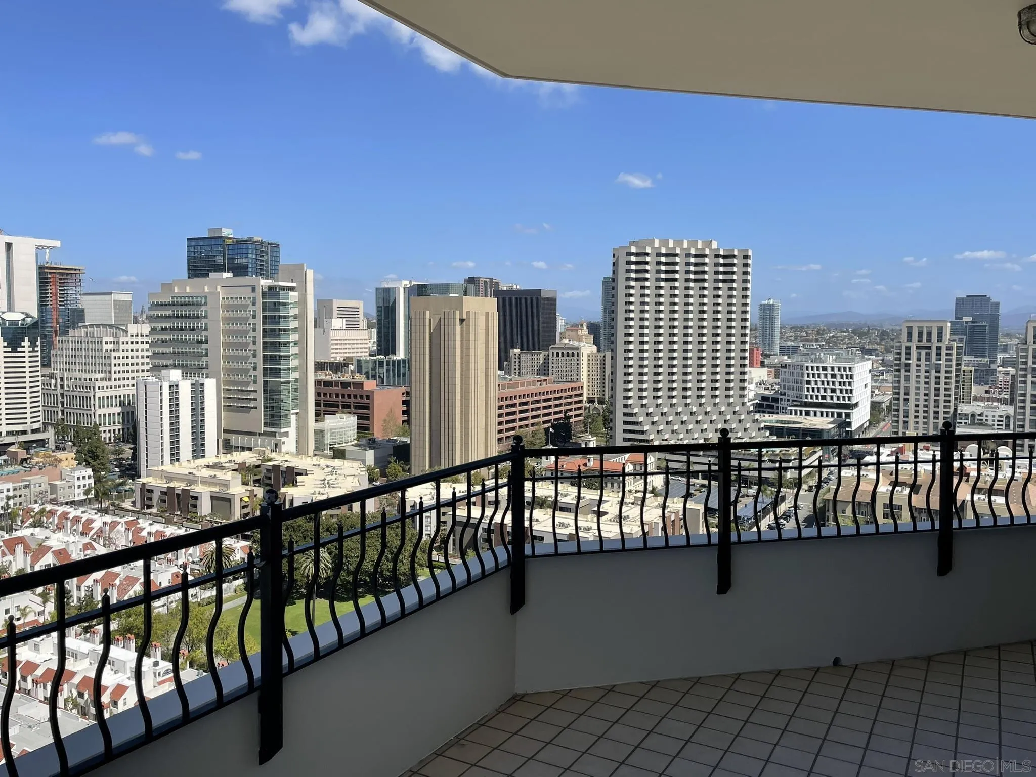 Photo #4: 250038613 Listing: Photo #4