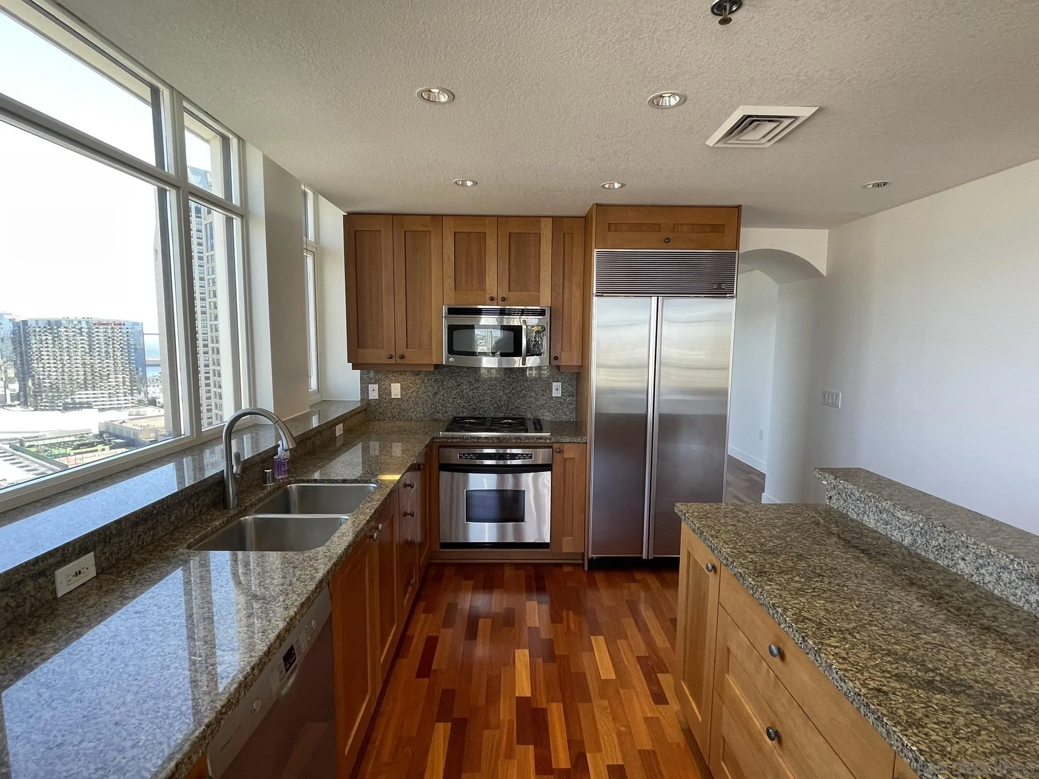 Photo #13: 250038613 Listing: Photo #13