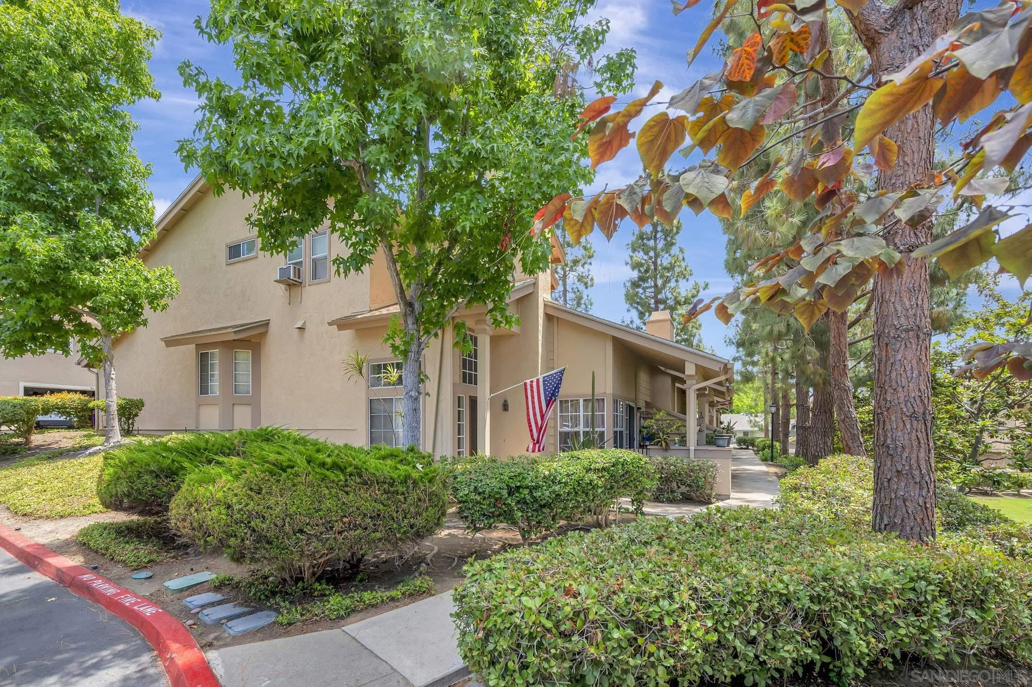 https://cdn.realtyfeed.com/cdn/127/250038614/dc1b68ce09de0302e1a75f3119a44c03.webp