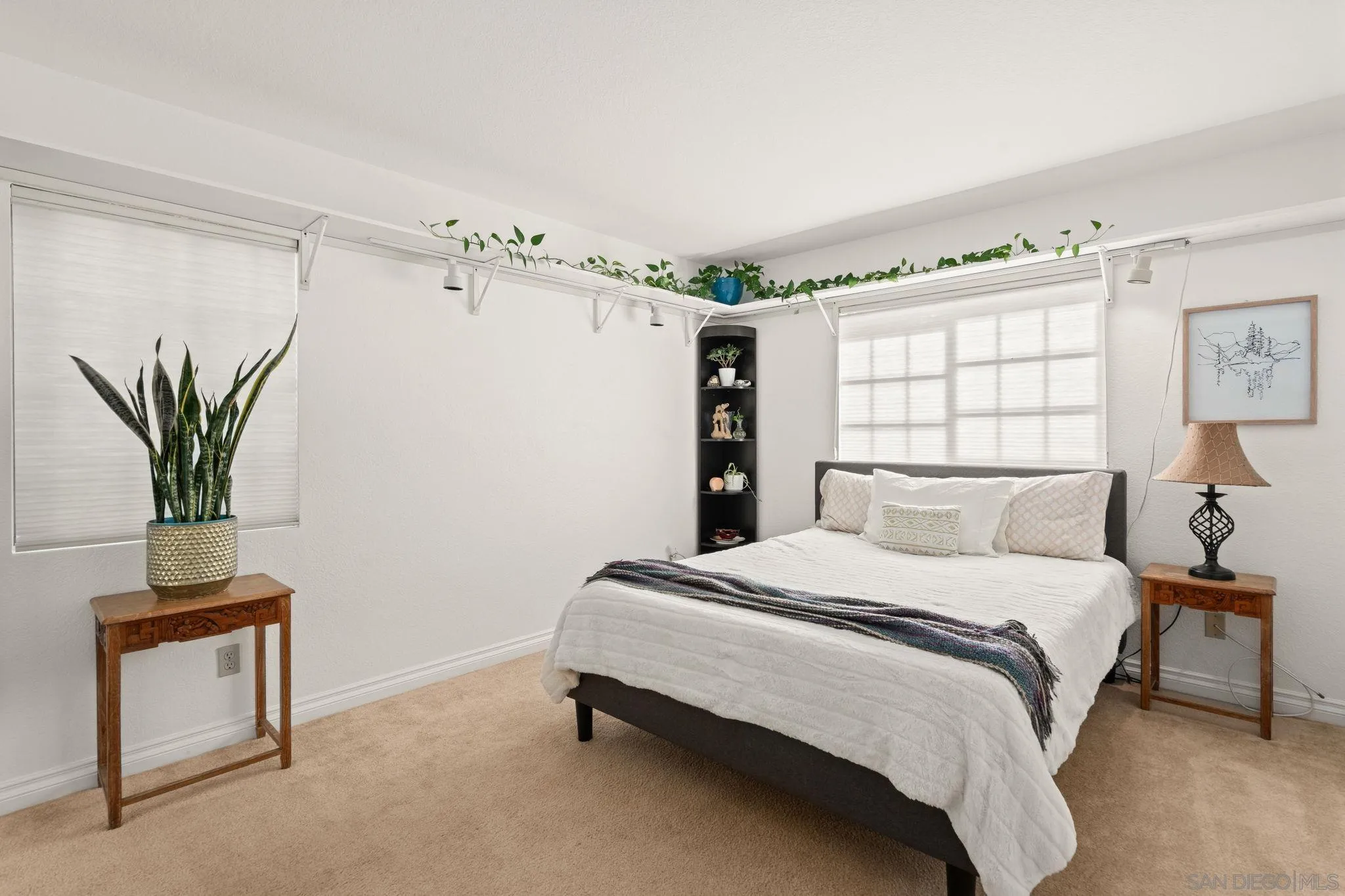 https://cdn.realtyfeed.com/cdn/127/250038615/8bbcb2652f0cf1c36d2dbfdd1c247fac.webp
