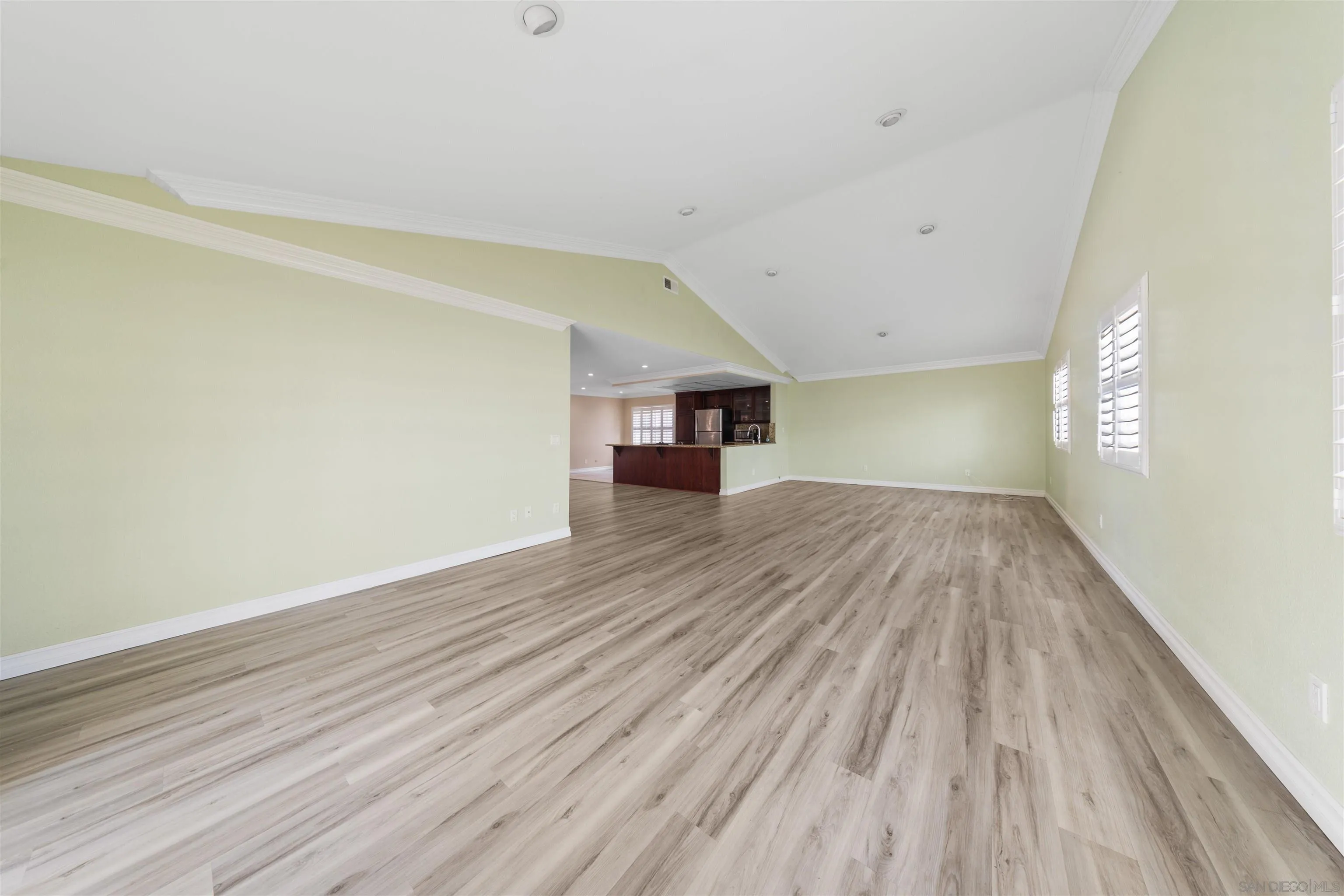 https://cdn.realtyfeed.com/cdn/127/250038616/6acba15617f7568dbe2931c558c3562c.webp