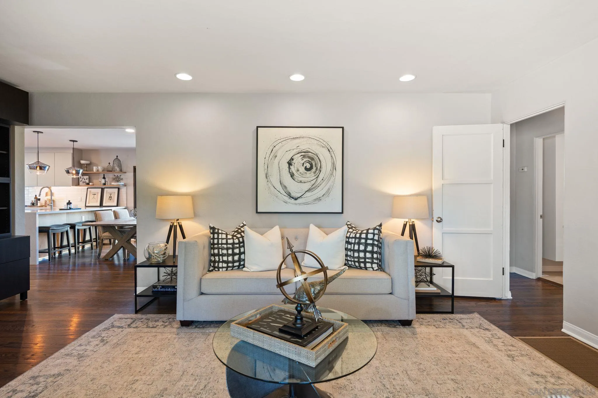 https://cdn.realtyfeed.com/cdn/127/250038621/11b0ba14d91d2beb143768e1a17738b9.webp