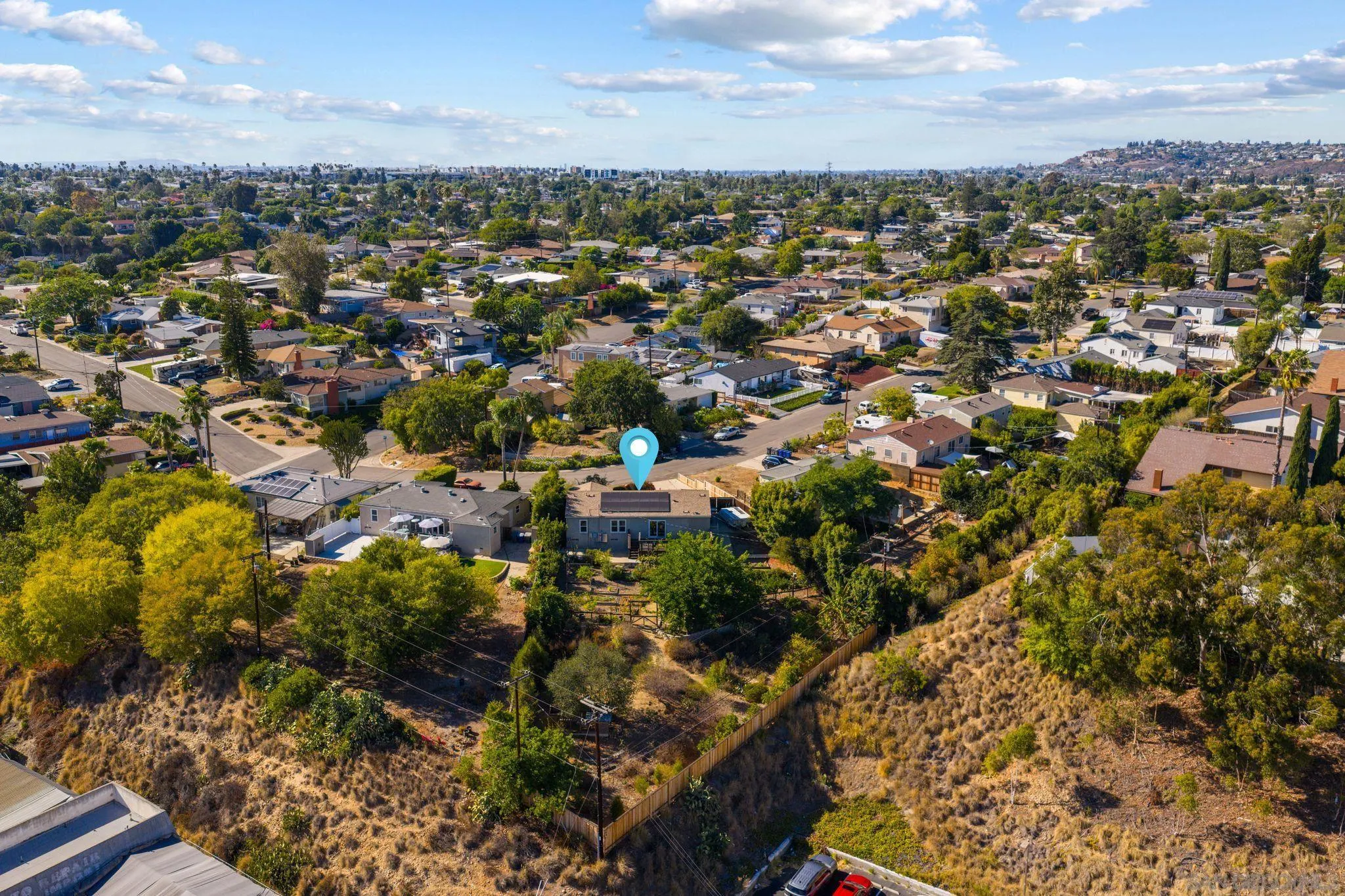https://cdn.realtyfeed.com/cdn/127/250038621/ca5755588ef04ad839d4c734d0e5c88f.webp