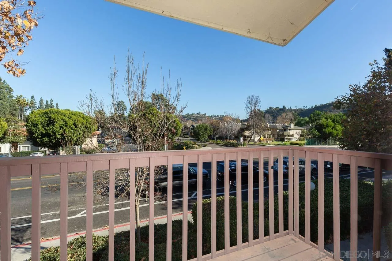Photo #10: 250038624 Listing: Photo #10