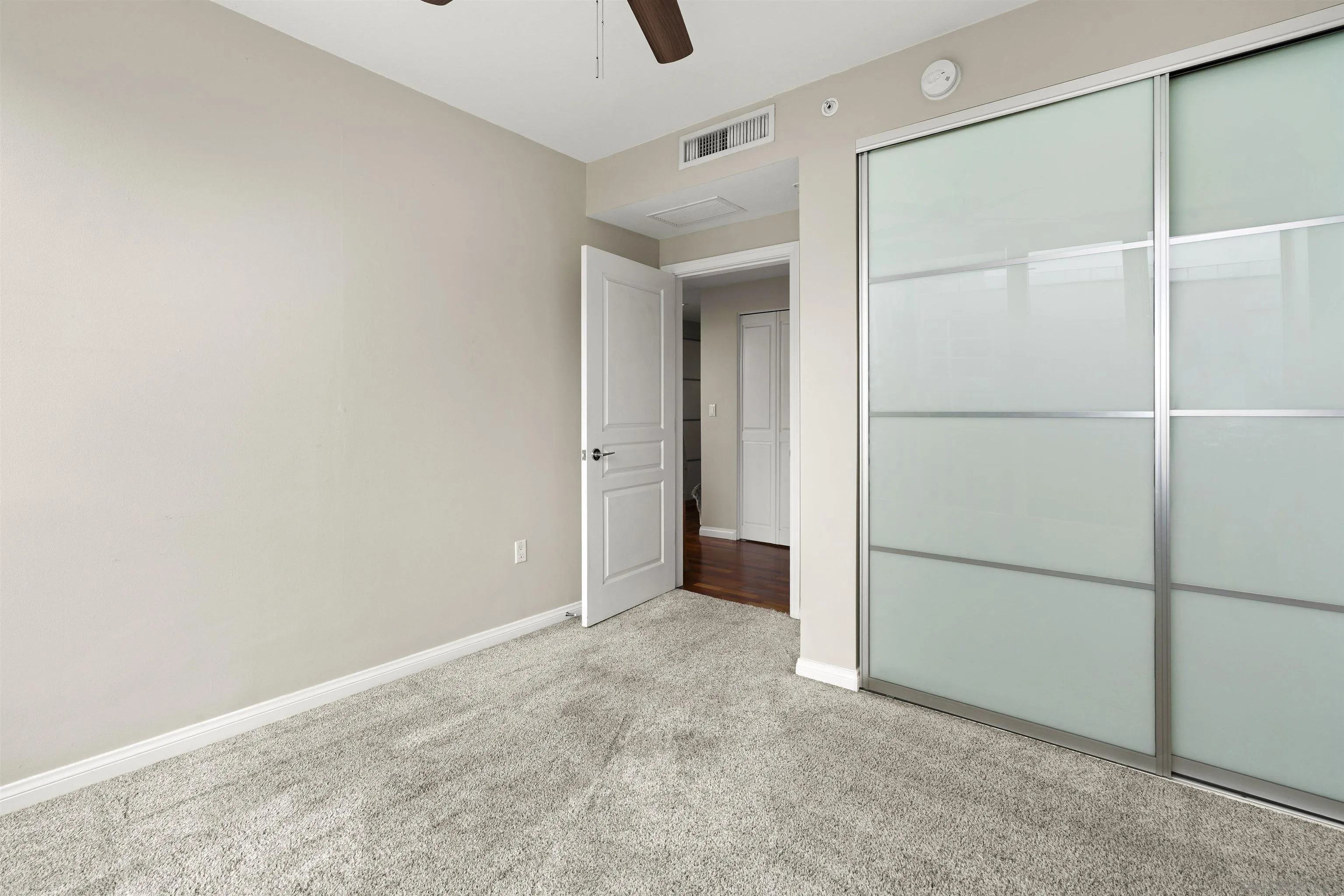 Photo #28: 250038631 Listing: Photo #28