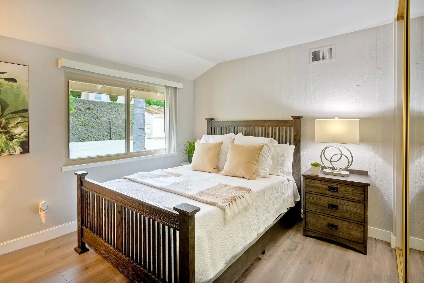 https://cdn.realtyfeed.com/cdn/127/250038644/3dba68ceb901721949ed90d03f26424b.webp