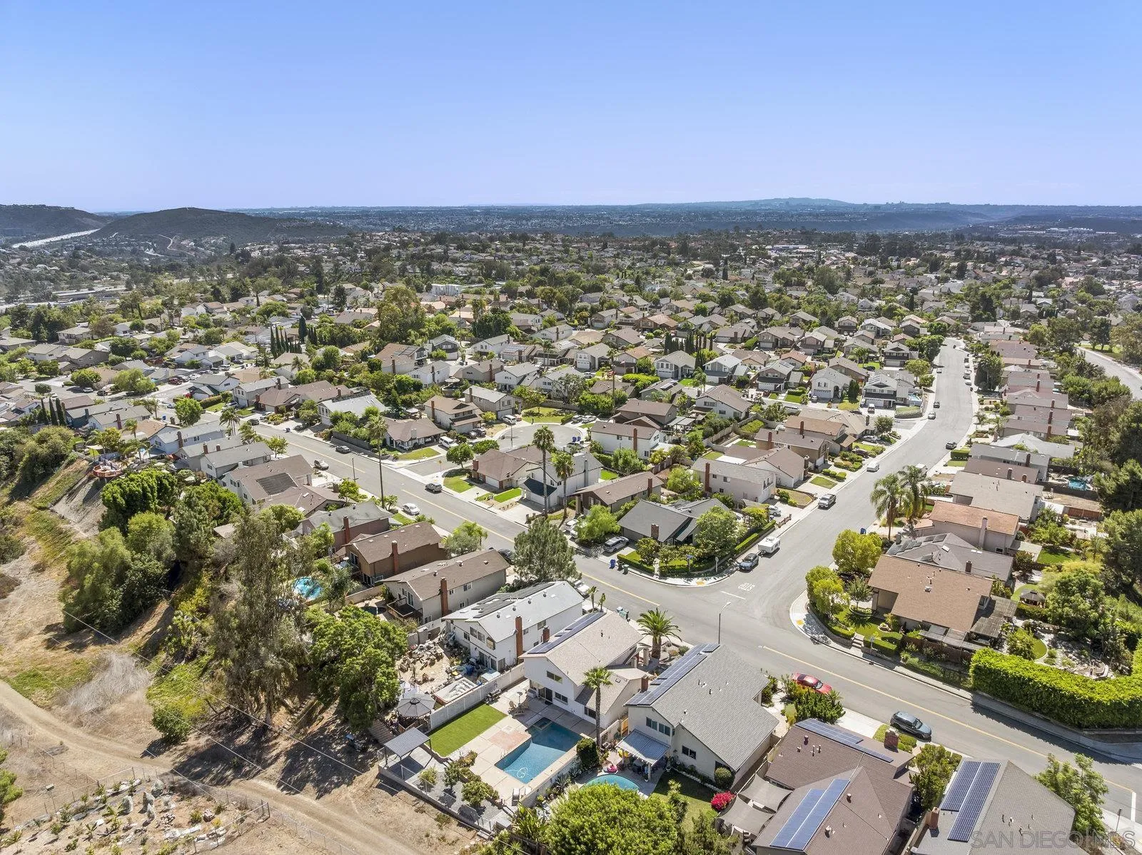 https://cdn.realtyfeed.com/cdn/127/250038645/989f78a3d0fffd39a5dfd1fd68b372d4.webp