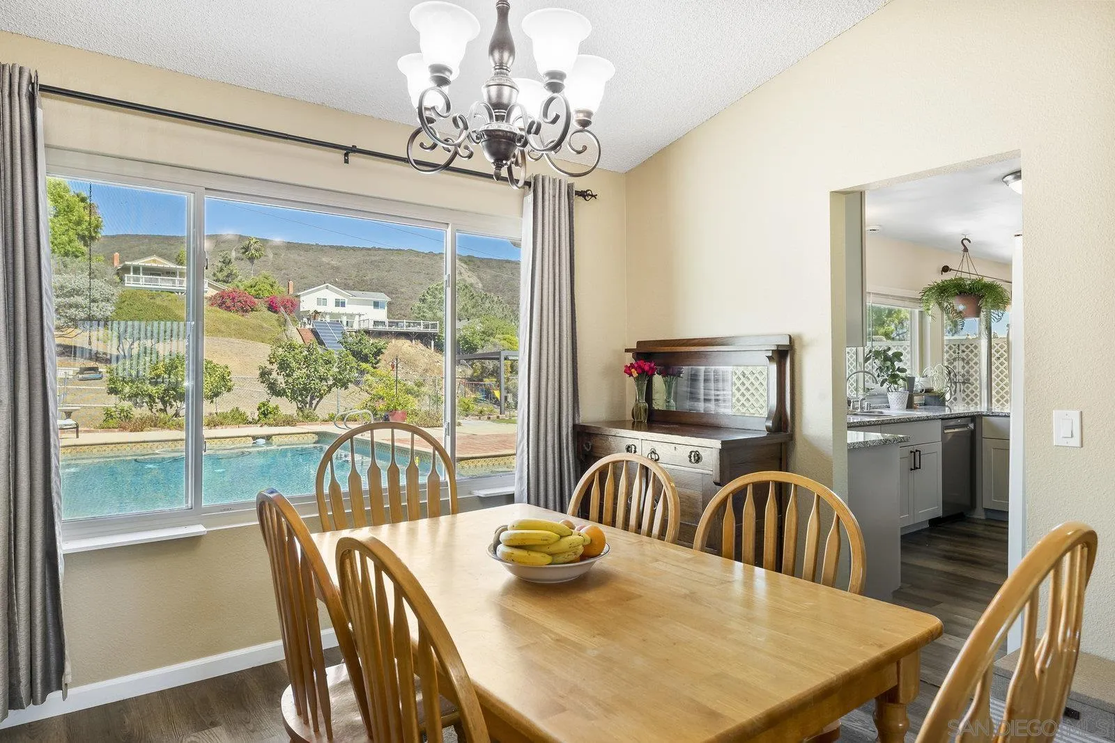 https://cdn.realtyfeed.com/cdn/127/250038645/e31b4cabd91bdebeeb6f0b2d22b11cbc.webp