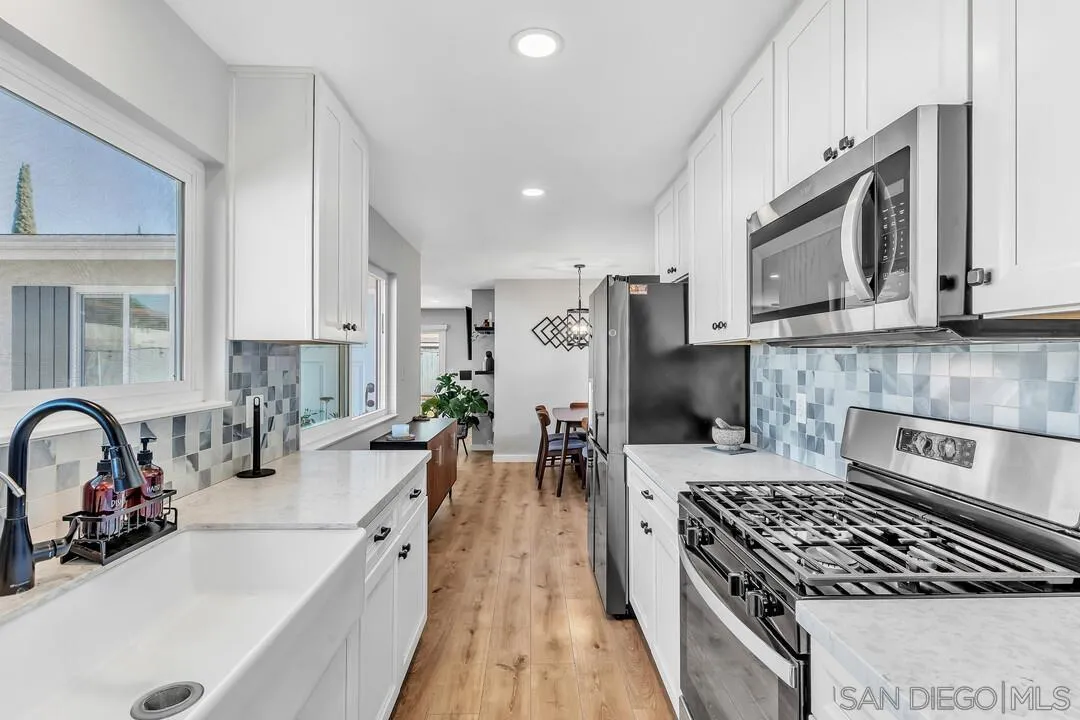 https://cdn.realtyfeed.com/cdn/127/250038647/c52c76362e55487c5b76d5927e74cba7.webp