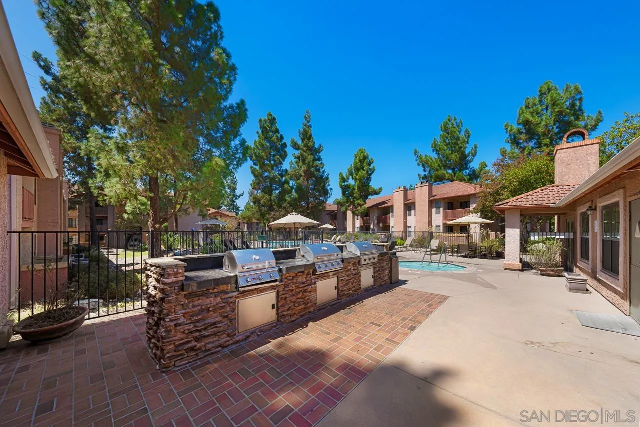 https://cdn.realtyfeed.com/cdn/127/250038649/efb0c49fb222b4d93ec243c5ea43d1c9.webp