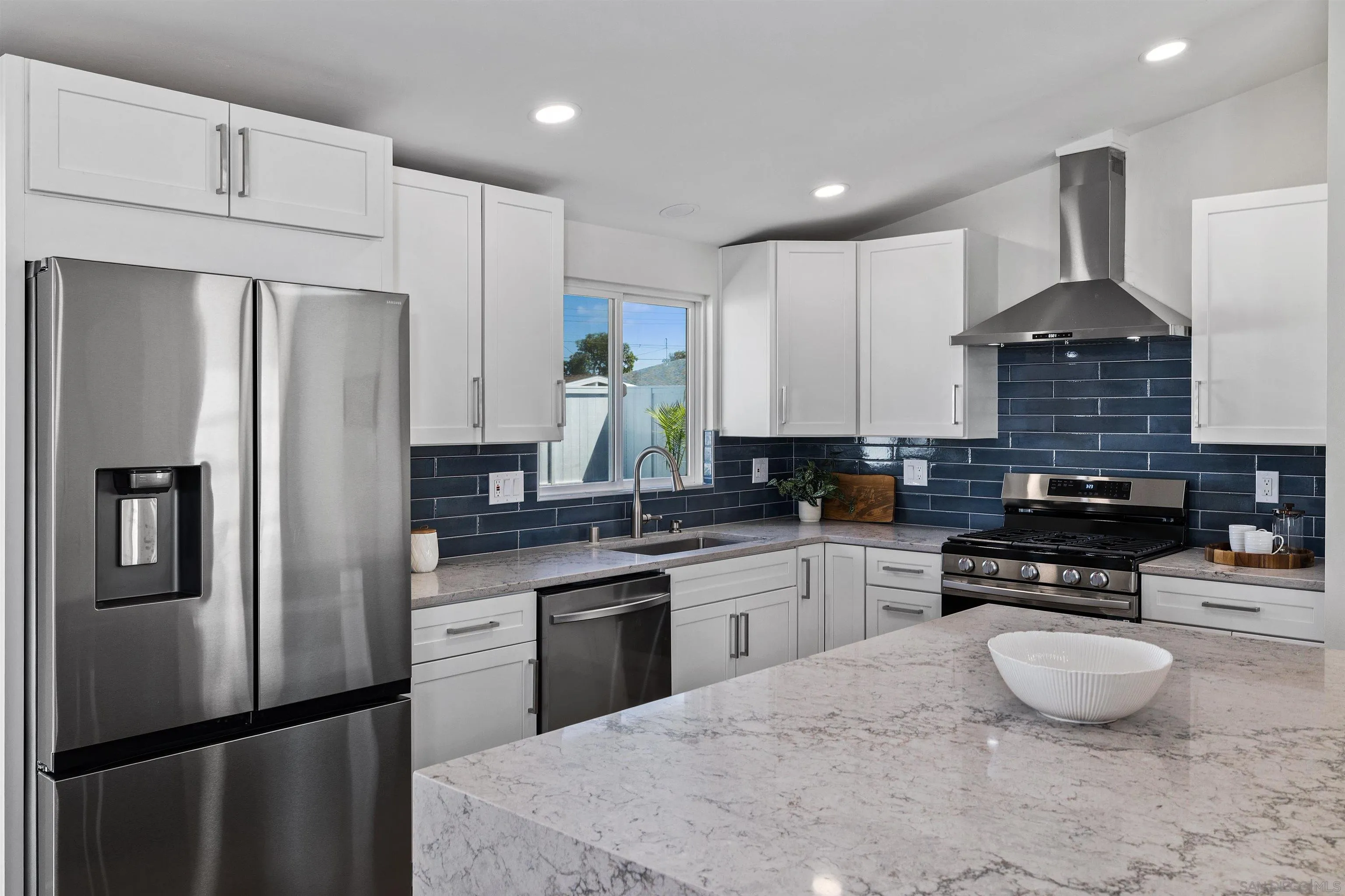 https://cdn.realtyfeed.com/cdn/127/250038651/a8e244a9d99f97a779d38e22493cb31c.webp