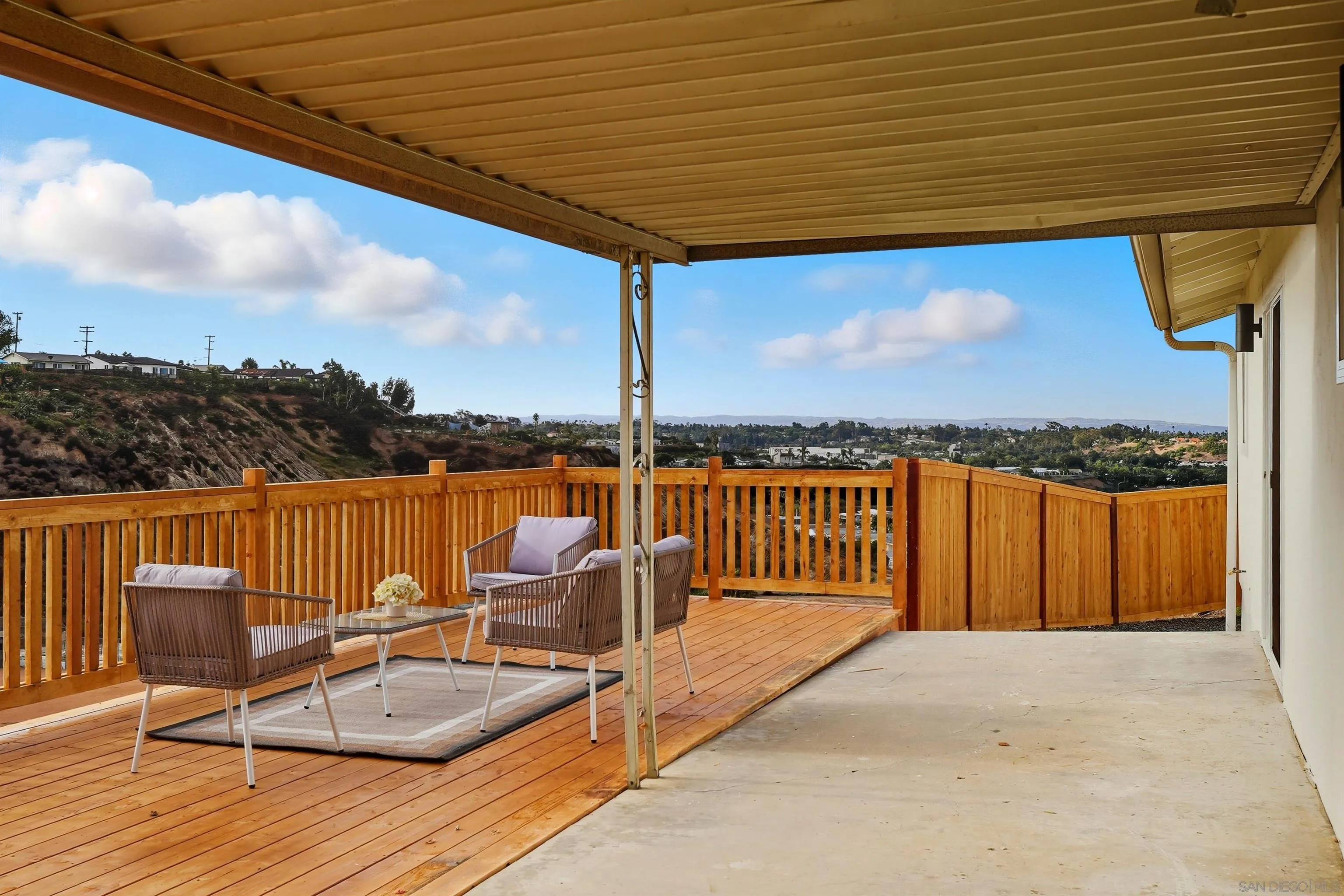 https://cdn.realtyfeed.com/cdn/127/250038652/027102475a6145f8a2bc6b22d7441b20.webp