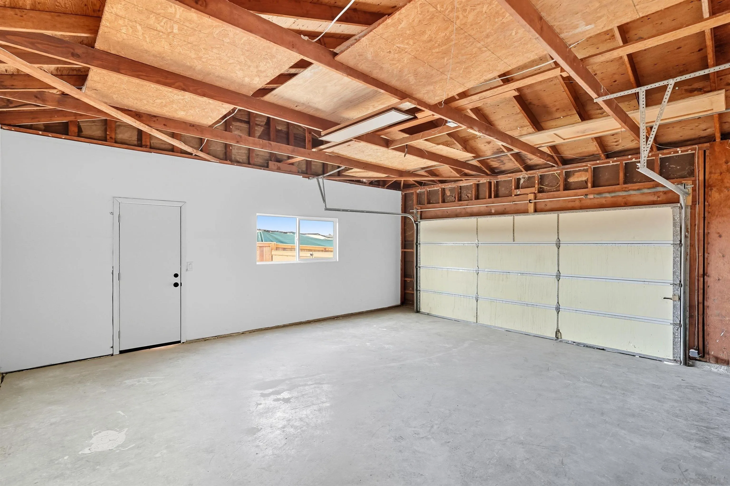 https://cdn.realtyfeed.com/cdn/127/250038652/058afaefcf44d68a10de0e31f23e3fe3.webp