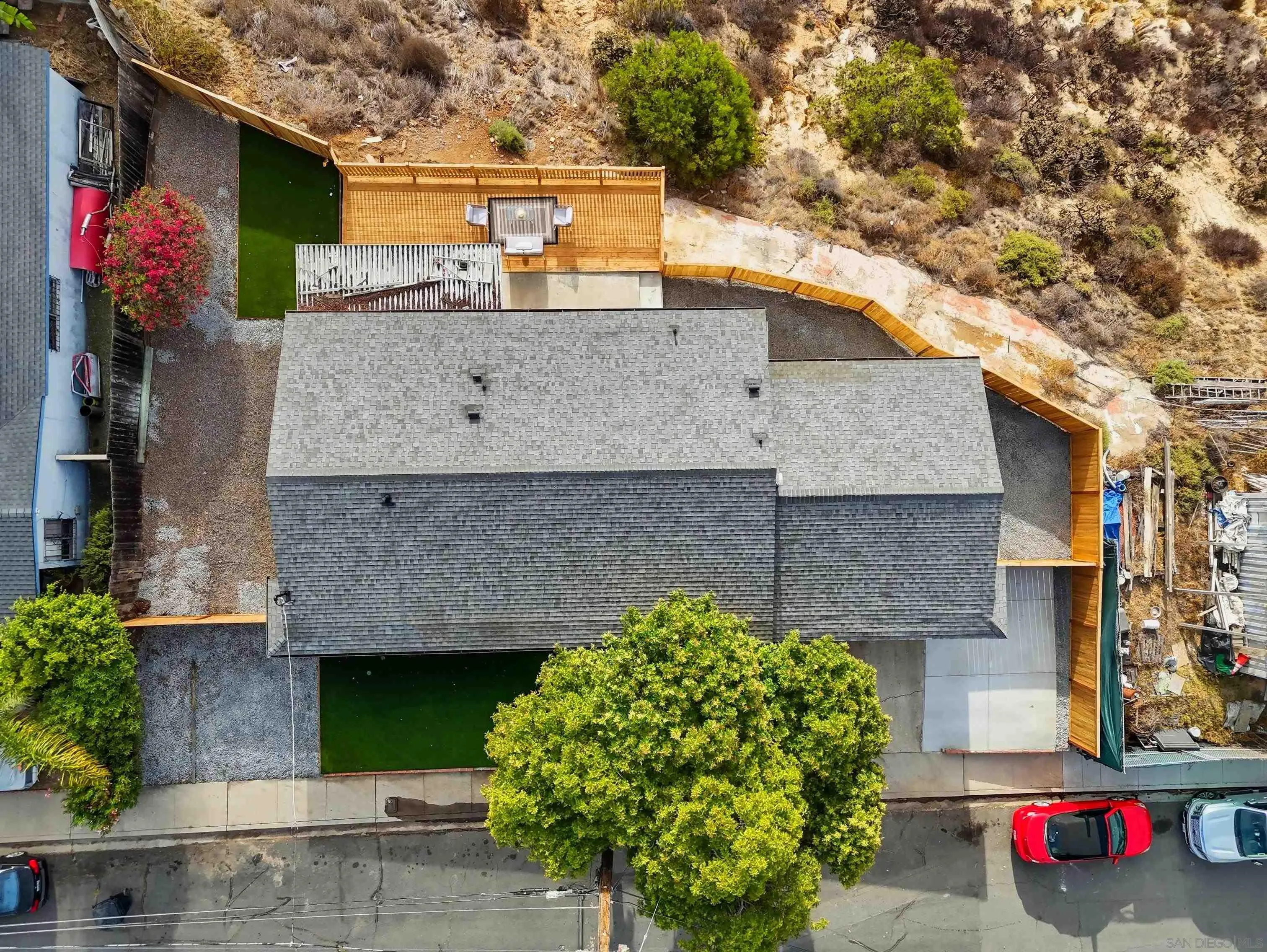 https://cdn.realtyfeed.com/cdn/127/250038652/1a6aefd049128c924cf676565c9fb5ba.webp