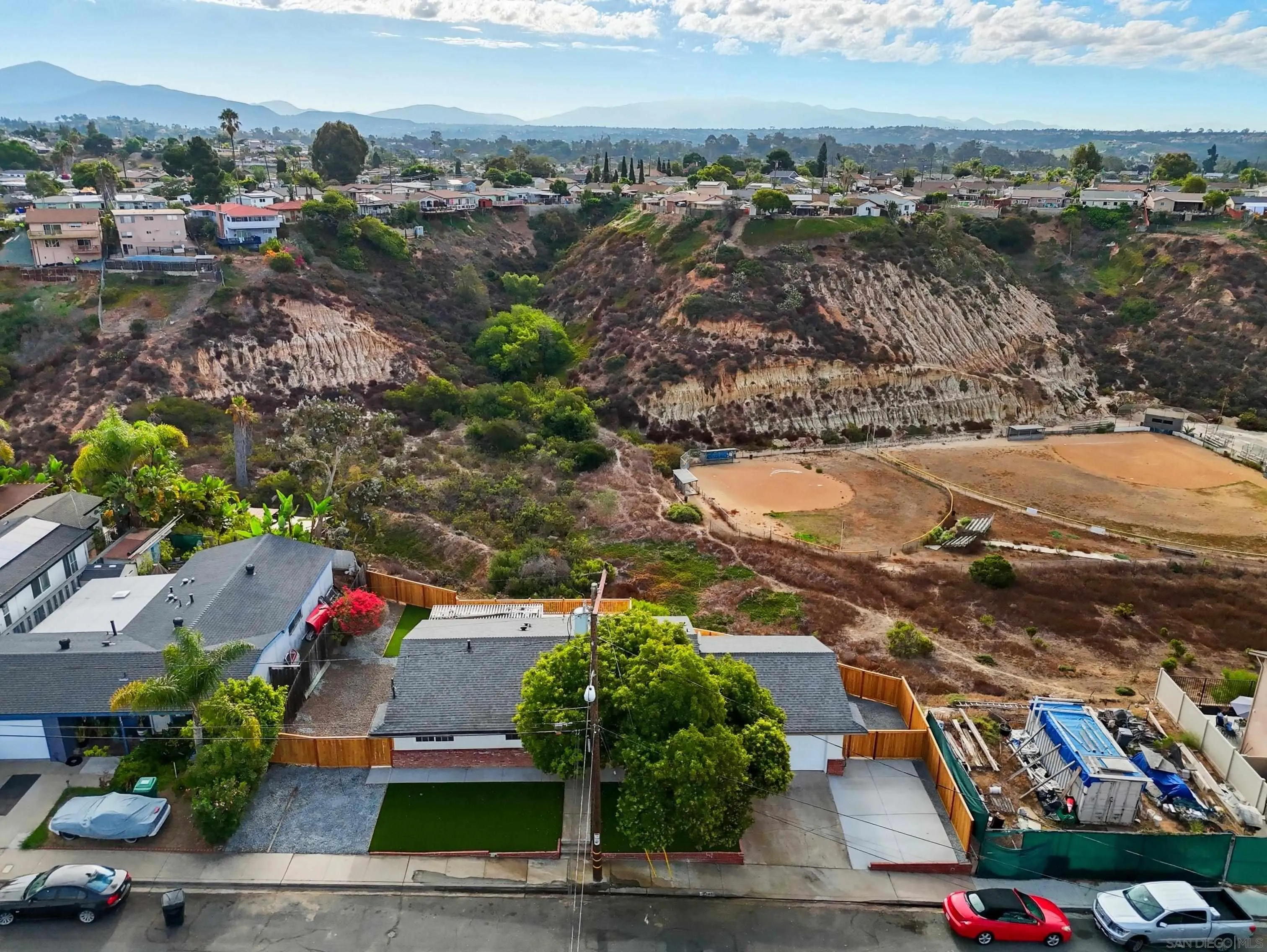 https://cdn.realtyfeed.com/cdn/127/250038652/43e9a7d8f00a74cb0ec468b1d76426d9.webp